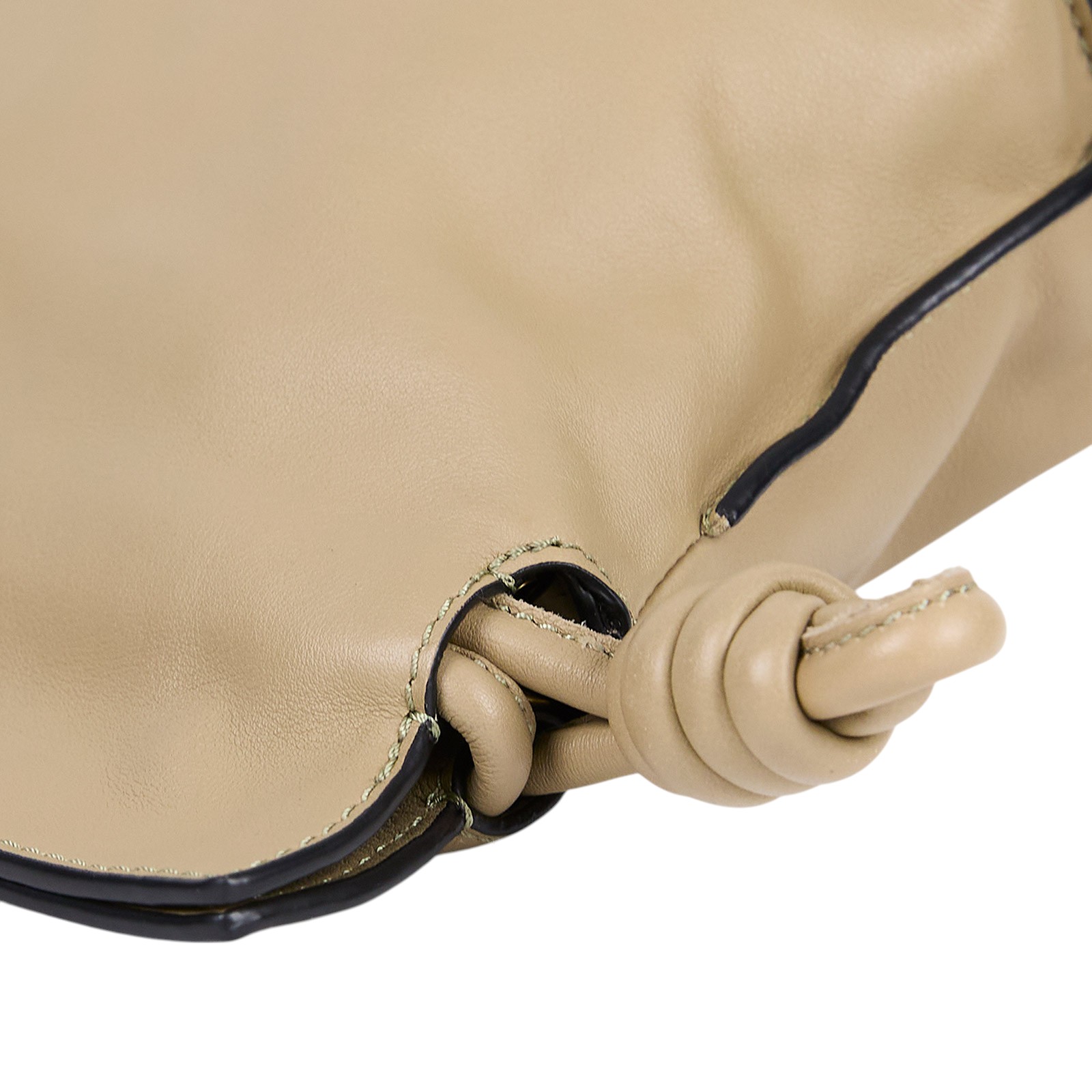 羅意威 LOEWE Mini Flamenco clutch 小牛皮 迷你 肩背包 A411FC2X73 墨綠FLAMENCO MINI 背帶