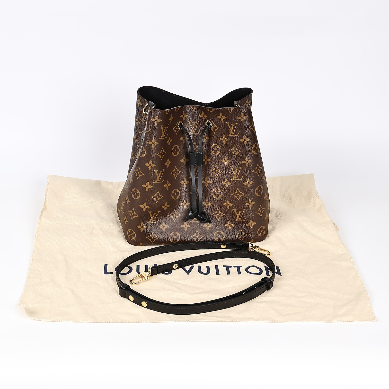 路易威登 LOUIS VUITTON NéoNoé MM 原花 束口水桶包 M44020 晶片款 黑原花NEONOE水桶包 防塵袋