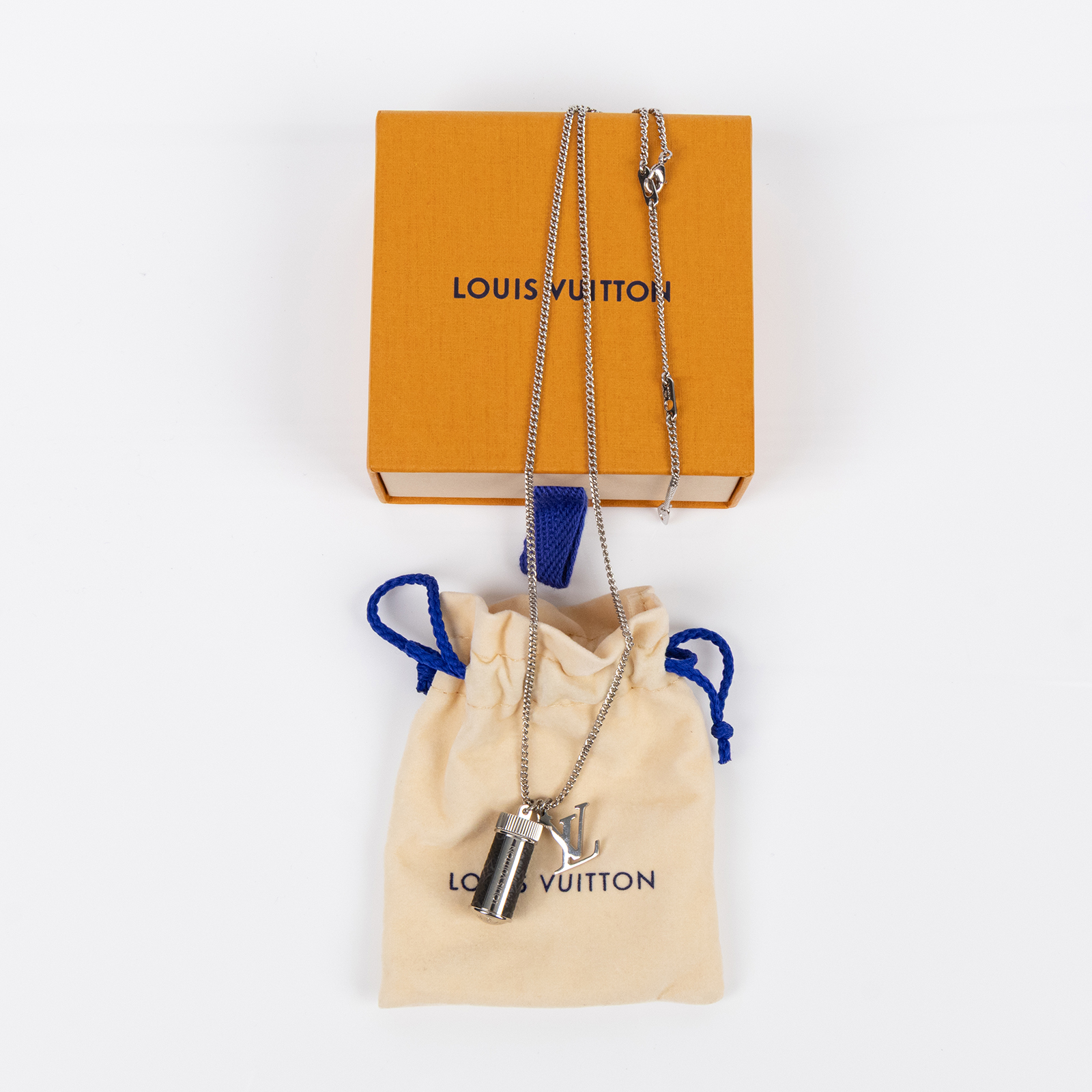 路易威登 LOUIS VUITTON Monogram Eclipse 吊飾項鏈 M63641 黑銀標誌吊墜項鍊 原廠盒子/防塵袋