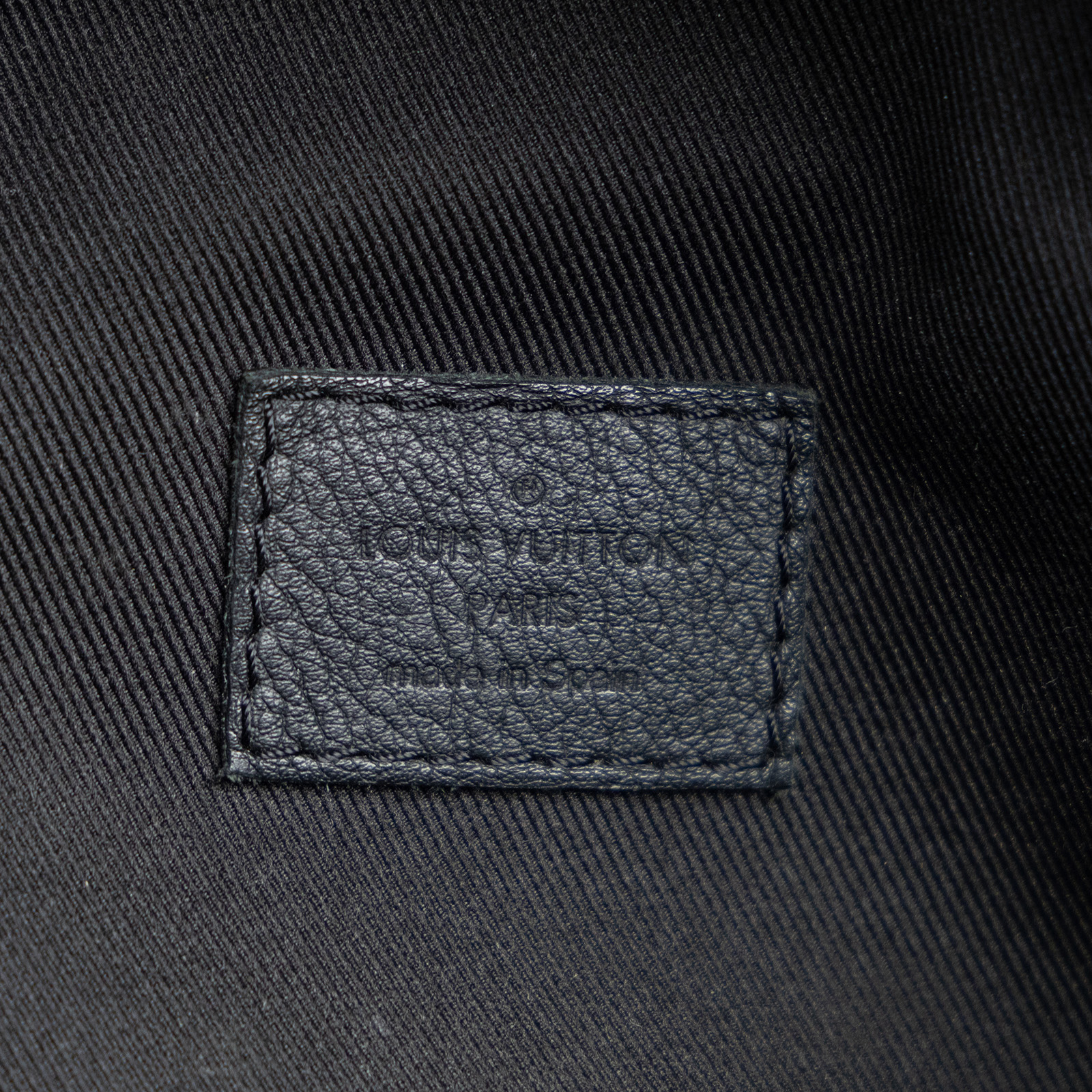 路易威登 LOUIS VUITTON Discovery PM 腰包 小牛皮 黑色 M46036 晶片款 黑原花DISCOVERY腰包 無附屬品
