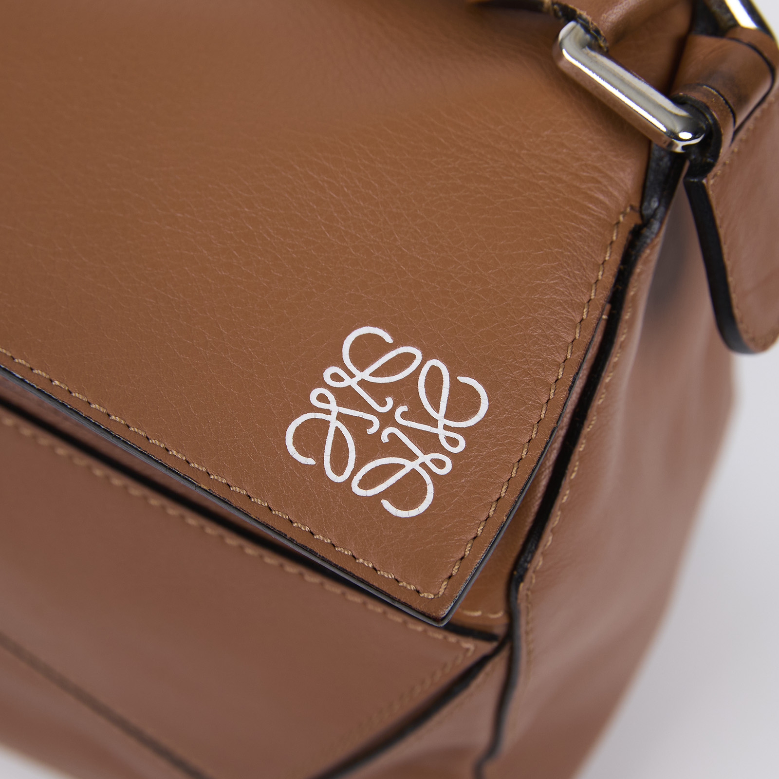 羅意威 LOEWE Medium Puzzle bag 中型 手提 斜背 肩背包 A510P49X14 焦糖PUZZLE MEDIUM 防塵袋