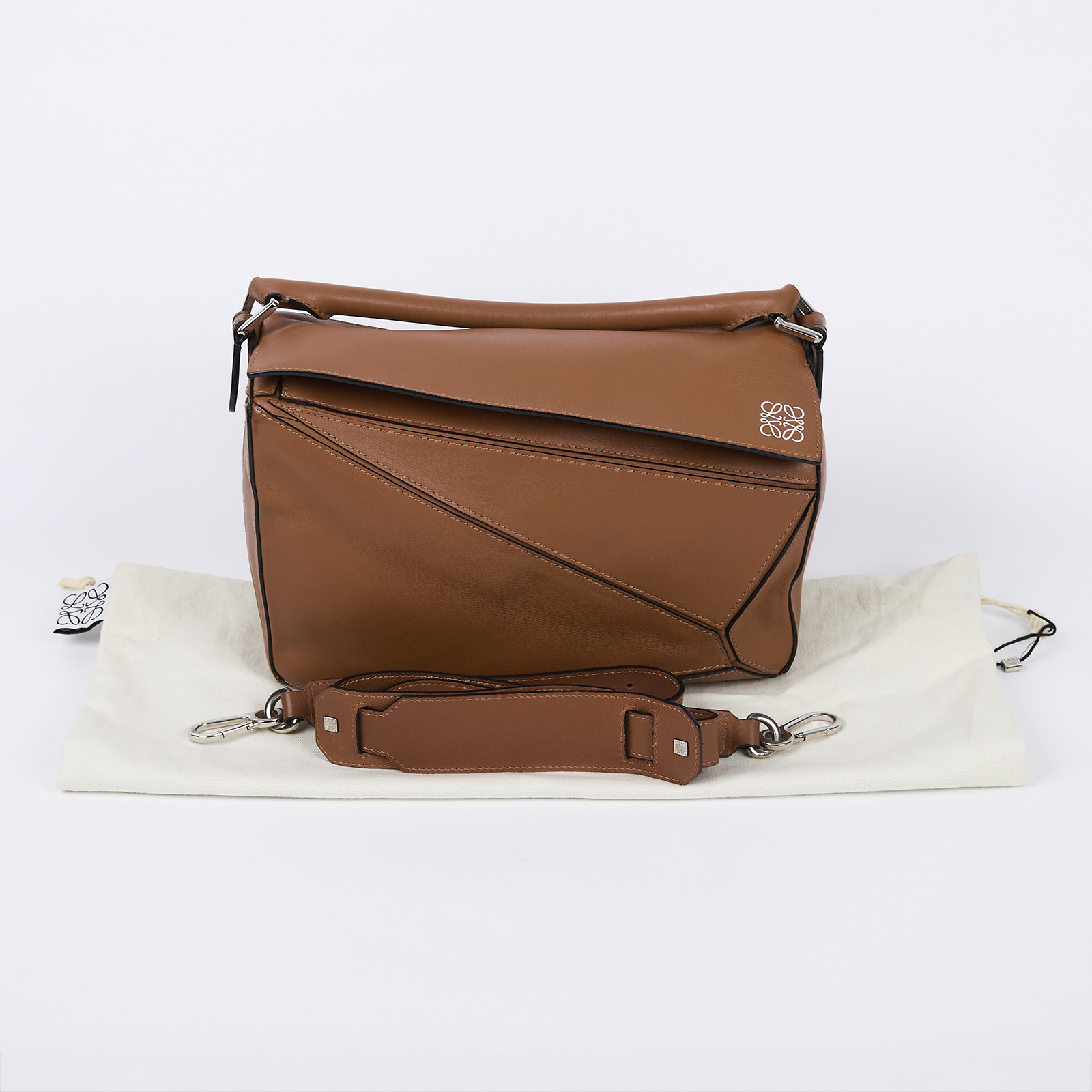 羅意威 LOEWE Medium Puzzle bag 中型 手提 斜背 肩背包 A510P49X14 焦糖PUZZLE MEDIUM 防塵袋