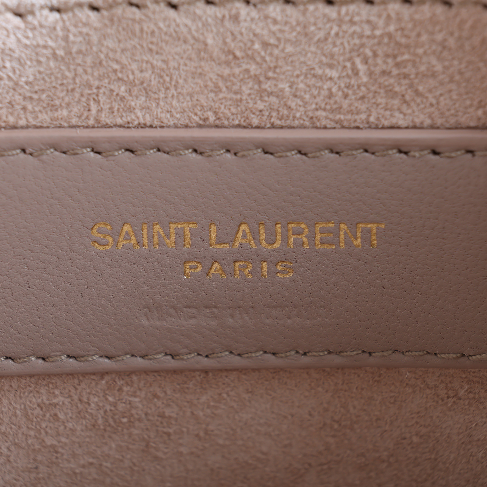 聖羅蘭 YSL SAINT LAURENT LE 5 À 7 手提 肩背包 698567AAAO0 米白色LE 57 羊皮金釦肩背包 原廠盒子/防塵袋/購買證明