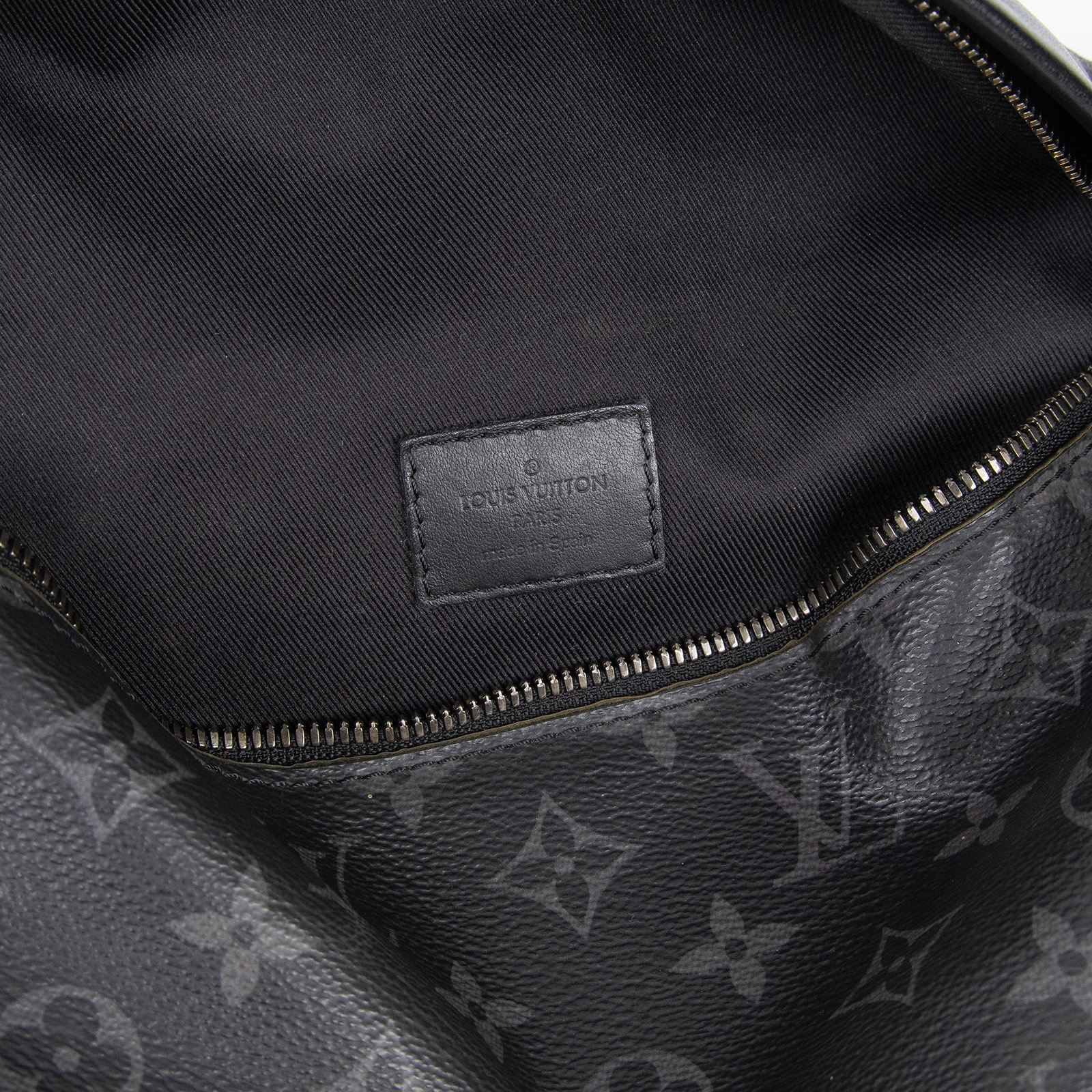 路易威登 LOUIS VUITTON Discovery PM 腰包 Eclipse 黑色 M46035 晶片款  原廠盒子/防塵袋