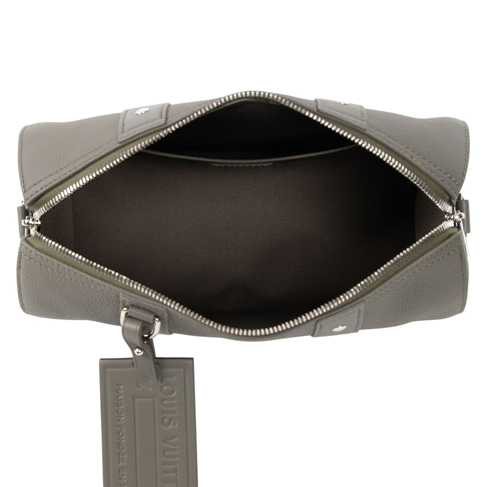 路易威登 LOUIS VUITTON City Keepall 手提 肩背 波士頓包 卡其色 M21437 晶片款  防塵袋/原廠盒子/背帶