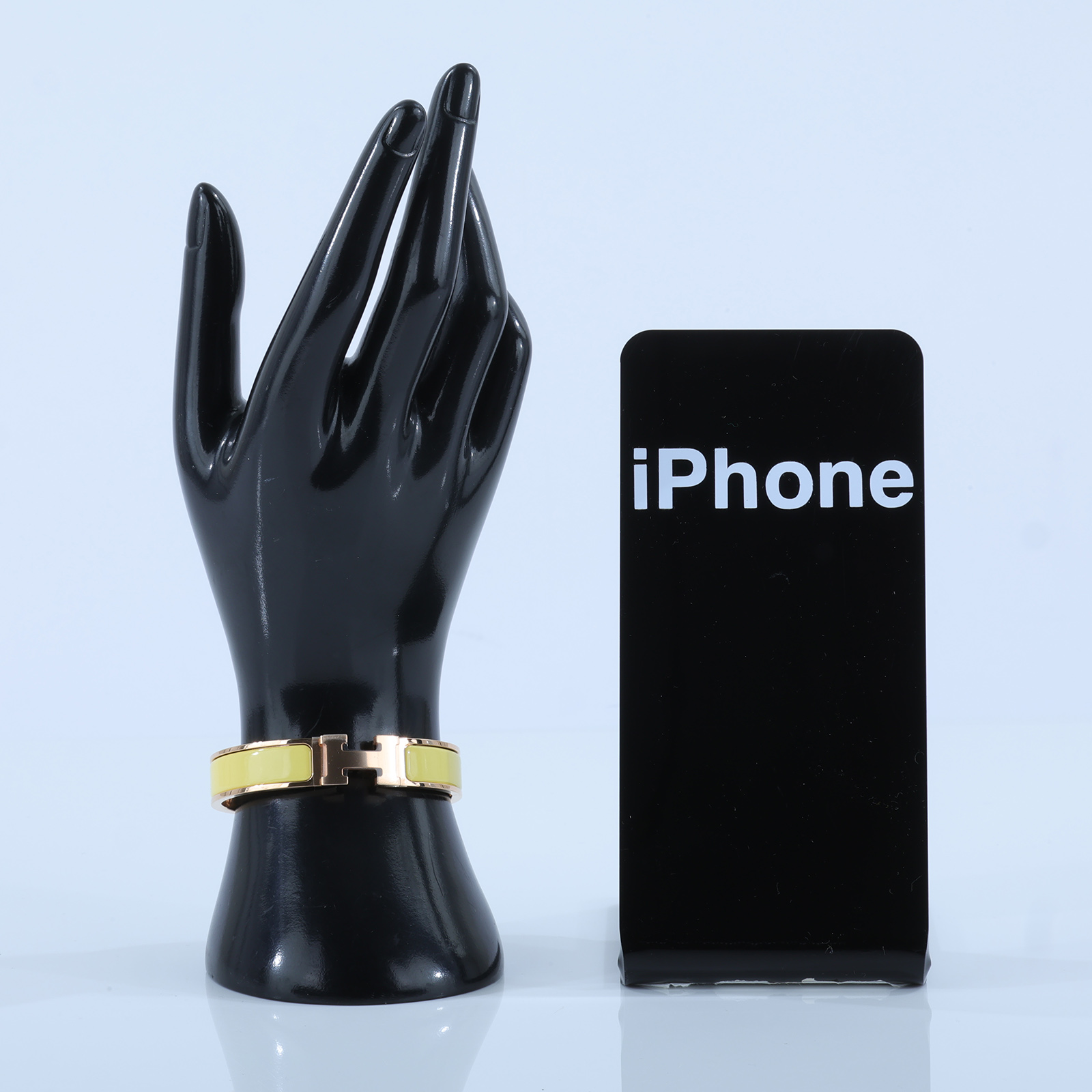 愛馬仕 Hermes Clic H PM 手環 金黃色 H700001FO68PM FI 12 23 黃色CLIC H 手環 原廠盒子/防塵袋/購買證明