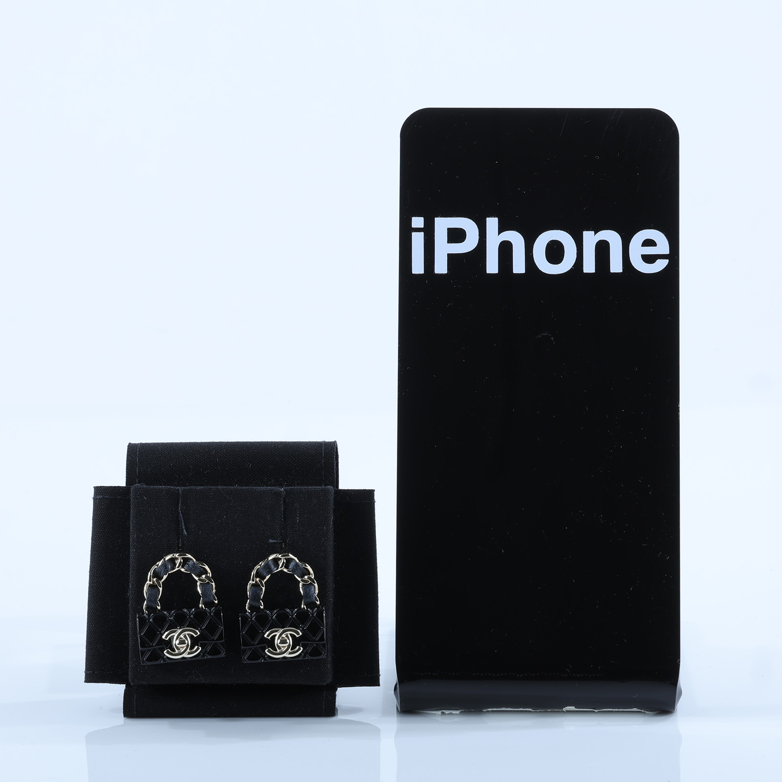 香奈兒 CHANEL 手提包造型 耳環 黑色 B23C 黑包包耳環 原廠盒子/防塵袋