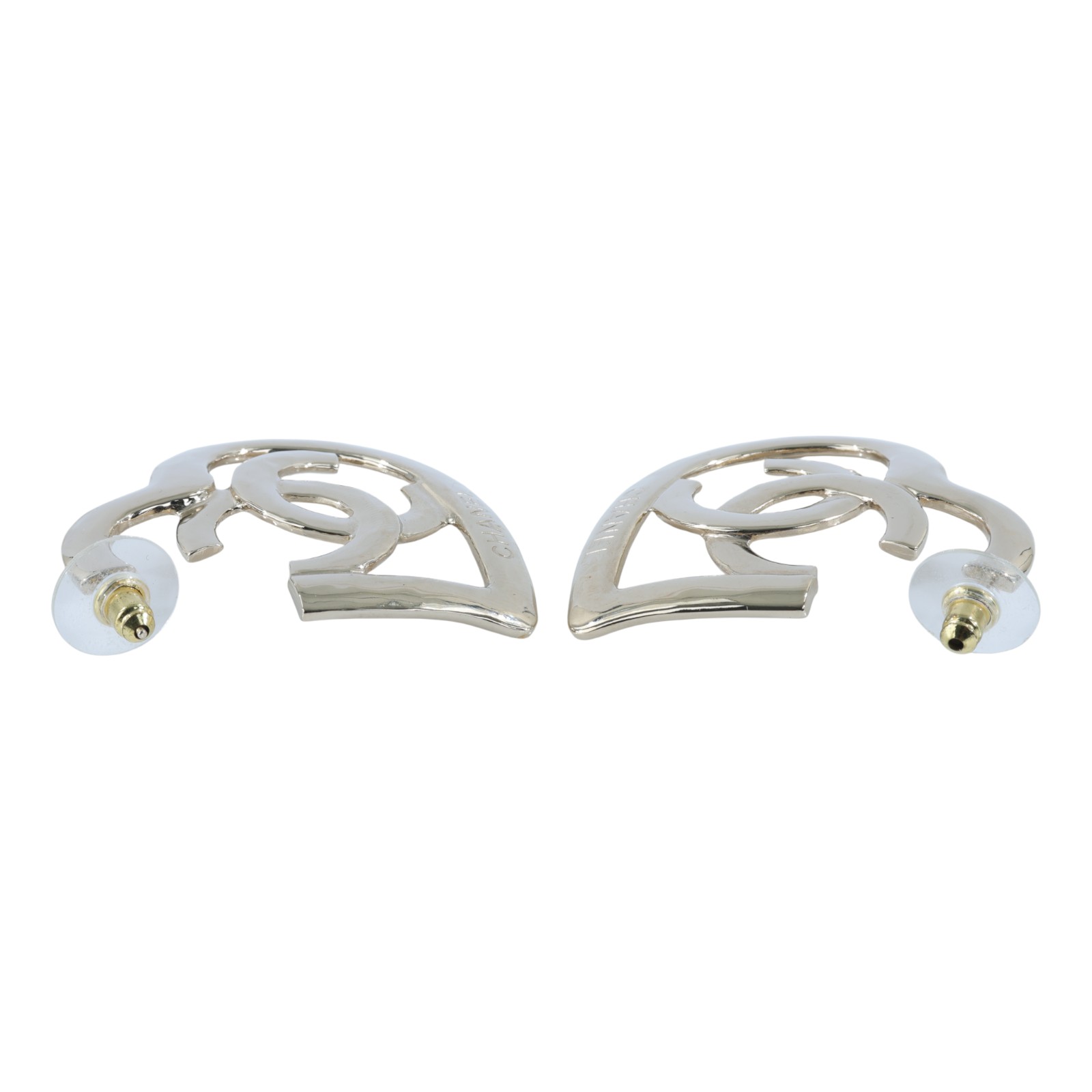 香奈兒 CHANEL CC LOGO 耳環 耳釘 B22/P 金愛心LOGO耳環 原廠盒子/內襯