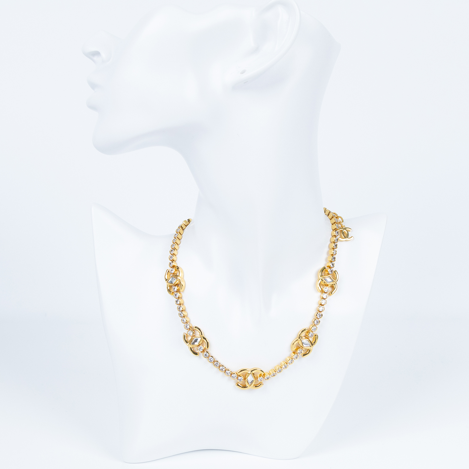 香奈兒 CHANEL CC LOGO 水鑽 項鍊 鎖骨鍊 B23/A 金色水鑽項鍊 原廠盒子/內襯