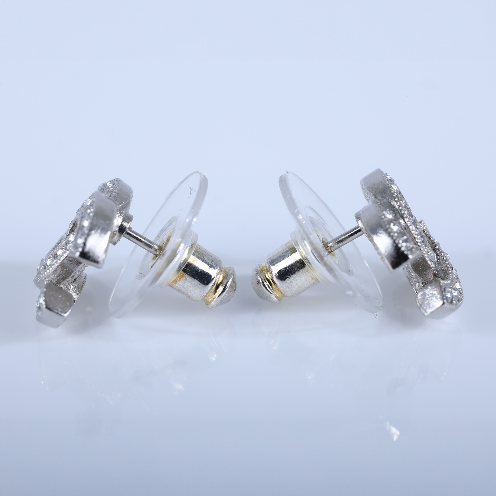 香奈兒 CHANEL CC LOGO 耳環 耳釘 F22/V 銀色水鑽LOGO耳環 無附屬品