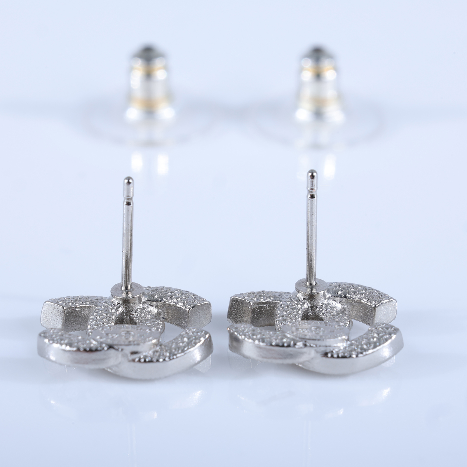 香奈兒 CHANEL CC LOGO 耳環 耳釘 F22/V 銀色水鑽LOGO耳環 無附屬品