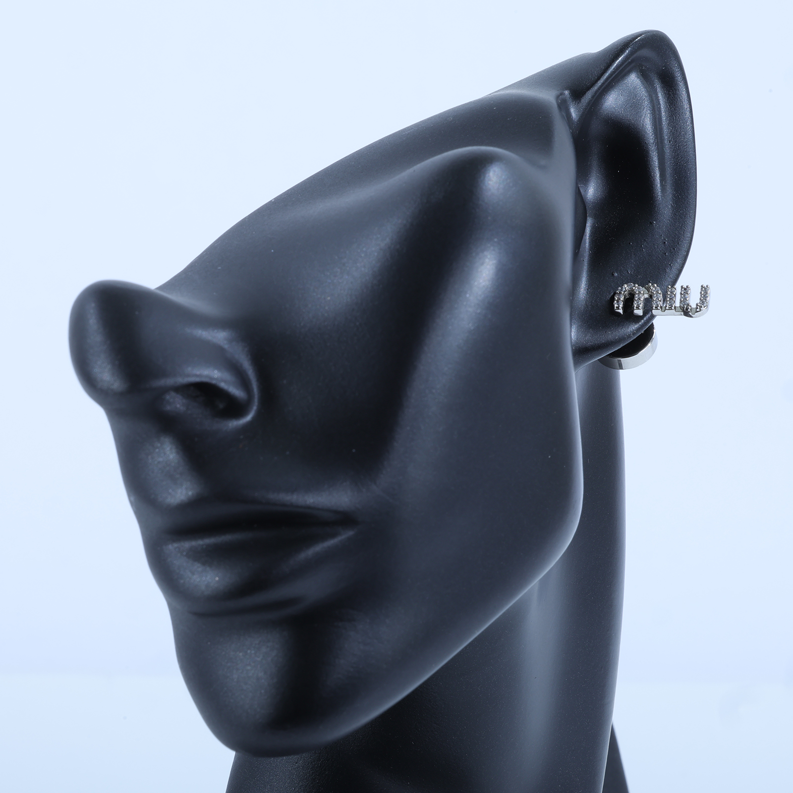 繆繆 MIU MIU 方形 耳釘 5JO912_2F6T 銀水鑽LOGO耳環 原廠盒子/防塵袋/保卡