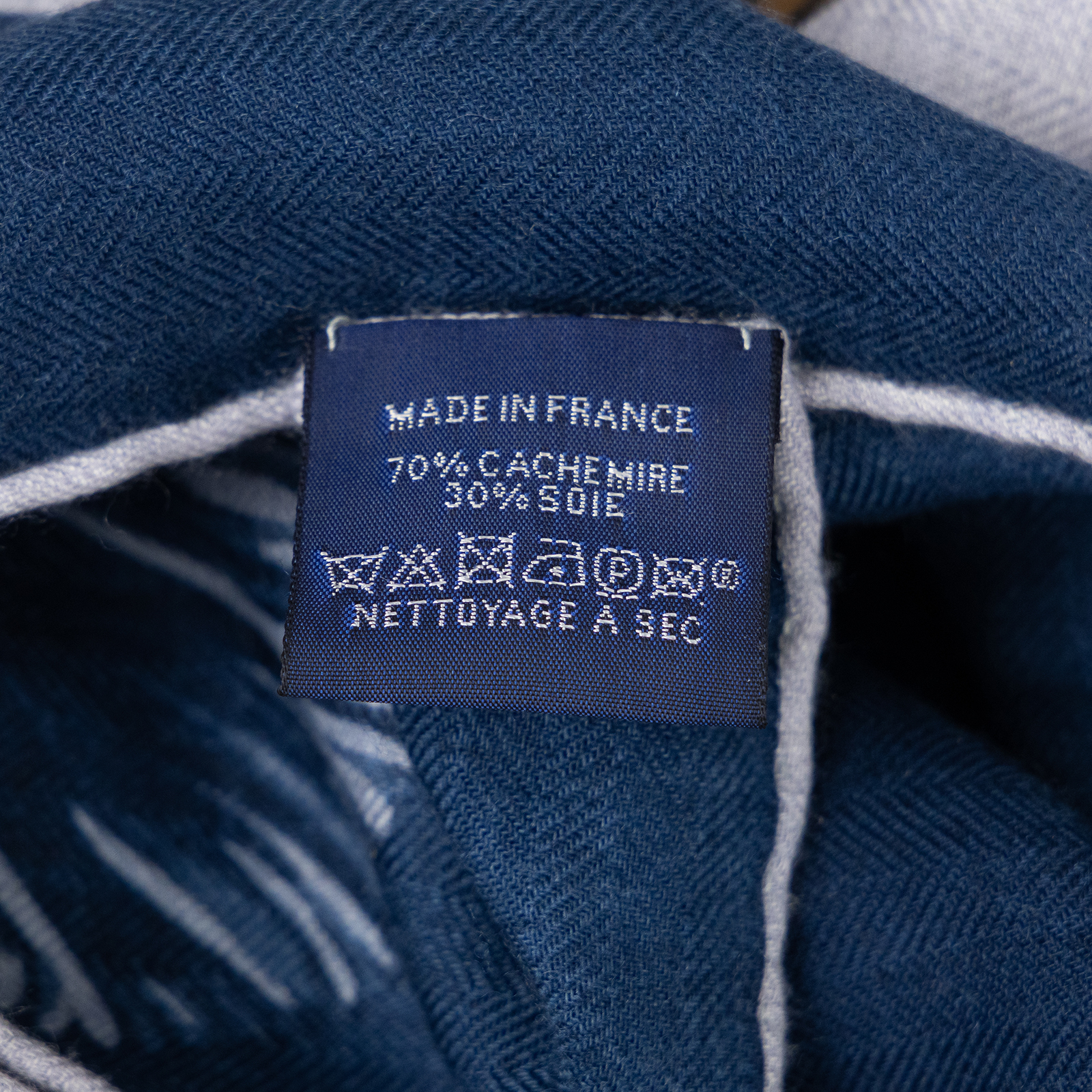 愛馬仕 Hermes Palefroi 140披肩 淺海軍藍 雲紋灰 青銅色 H241423Sv01  藍馬圖喀什米爾圍巾 原廠盒子