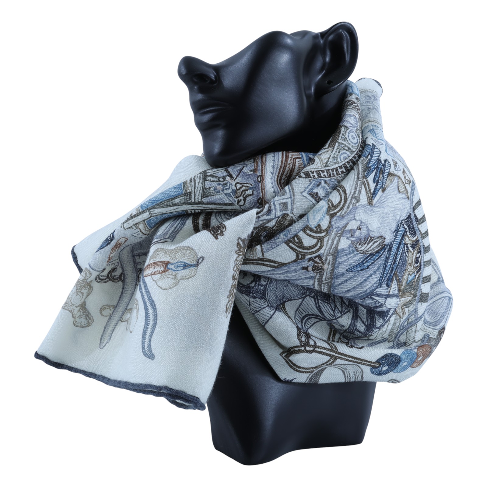 愛馬仕 Hermes Le Monde dHermes 140 披肩 白色 板岩深灰 大象灰 H244230Sv13  淺灰馬草圖喀什米爾圍巾 原廠盒子