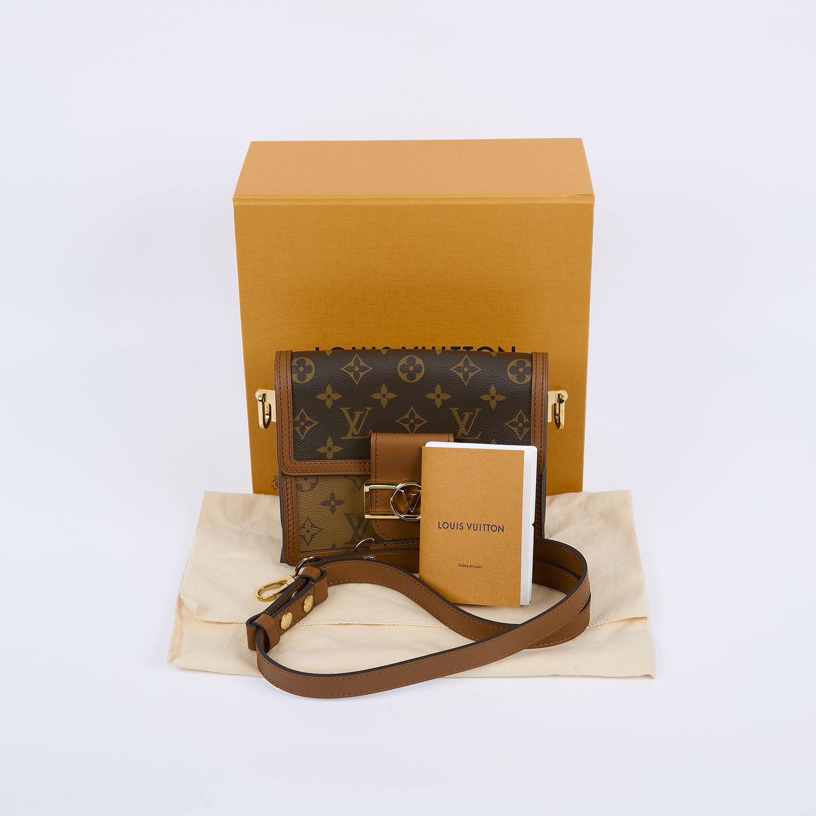 路易威登 LOUIS VUITTON Mini Dauphine Reverse皮革飾邊 迷你 達芙妮 肩背 斜背包 M44580  原廠盒子/防塵袋