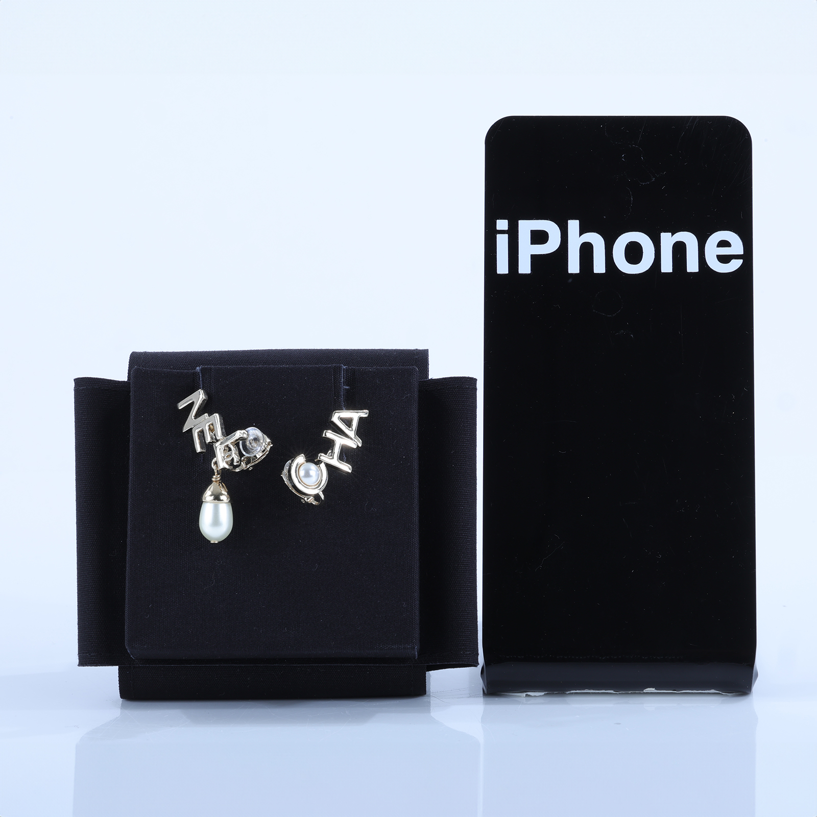 香奈兒 CHANEL 珍珠 耳環 耳釘 A22K 金字母耳環 原廠盒子/底襯