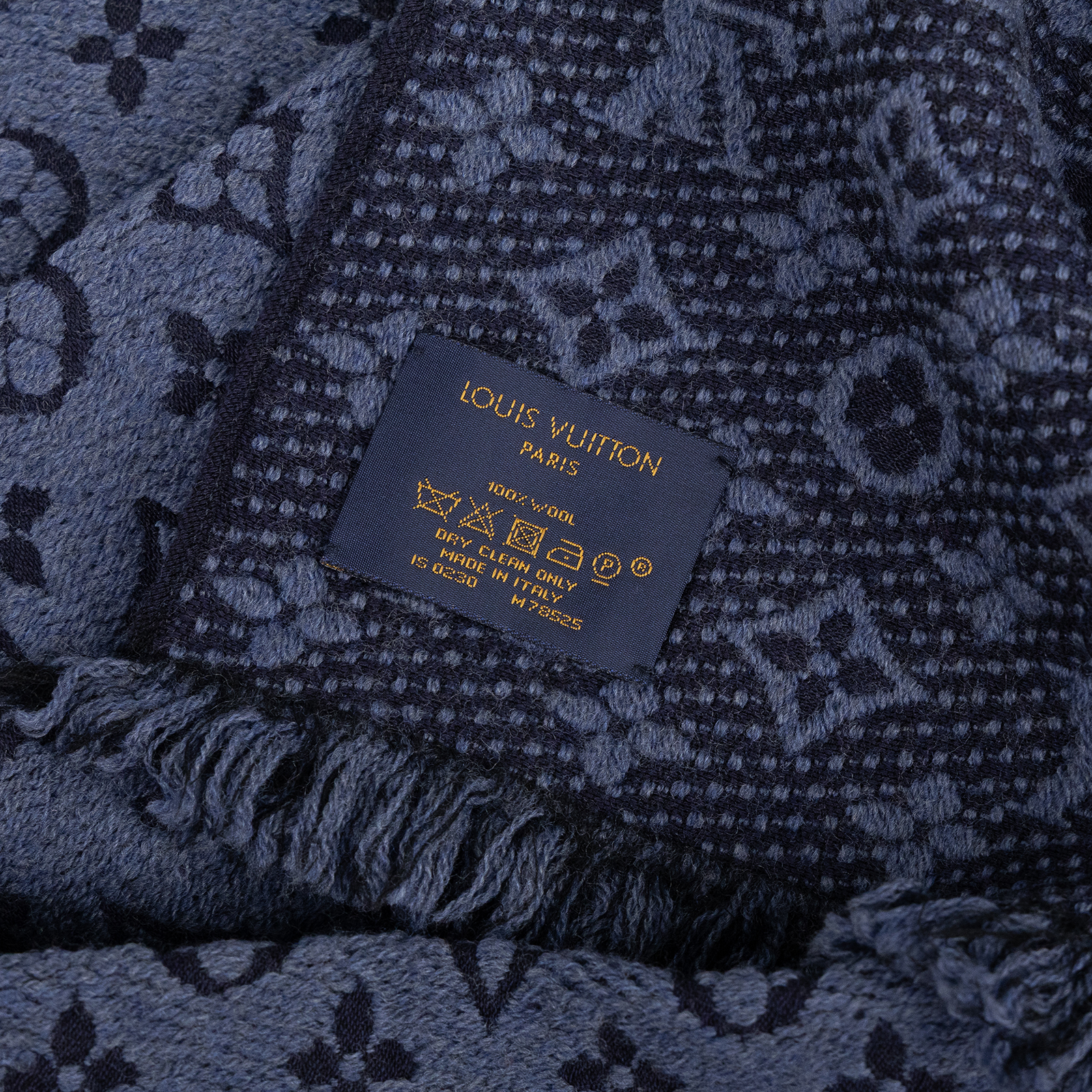 路易威登 LOUIS VUITTON Monogram Classic 圍巾 M78525 海軍藍Monogram Classic 圍巾 原廠盒子