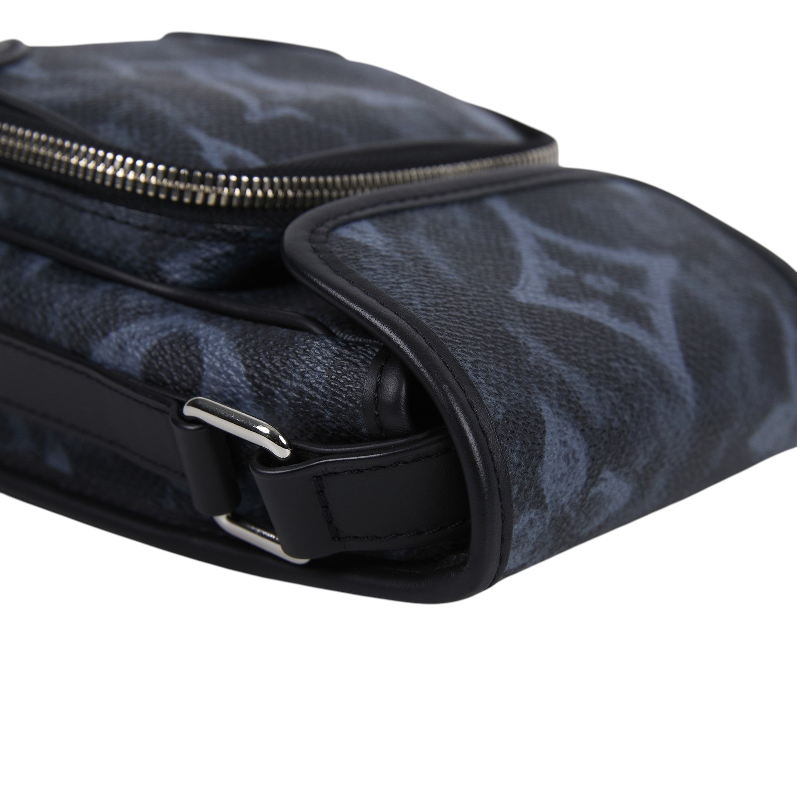 路易威登 LOUIS VUITTON Nano Amazon 相機 郵差包 M45650 晶片款 黑 NANO AMAZON斜背包 防塵袋