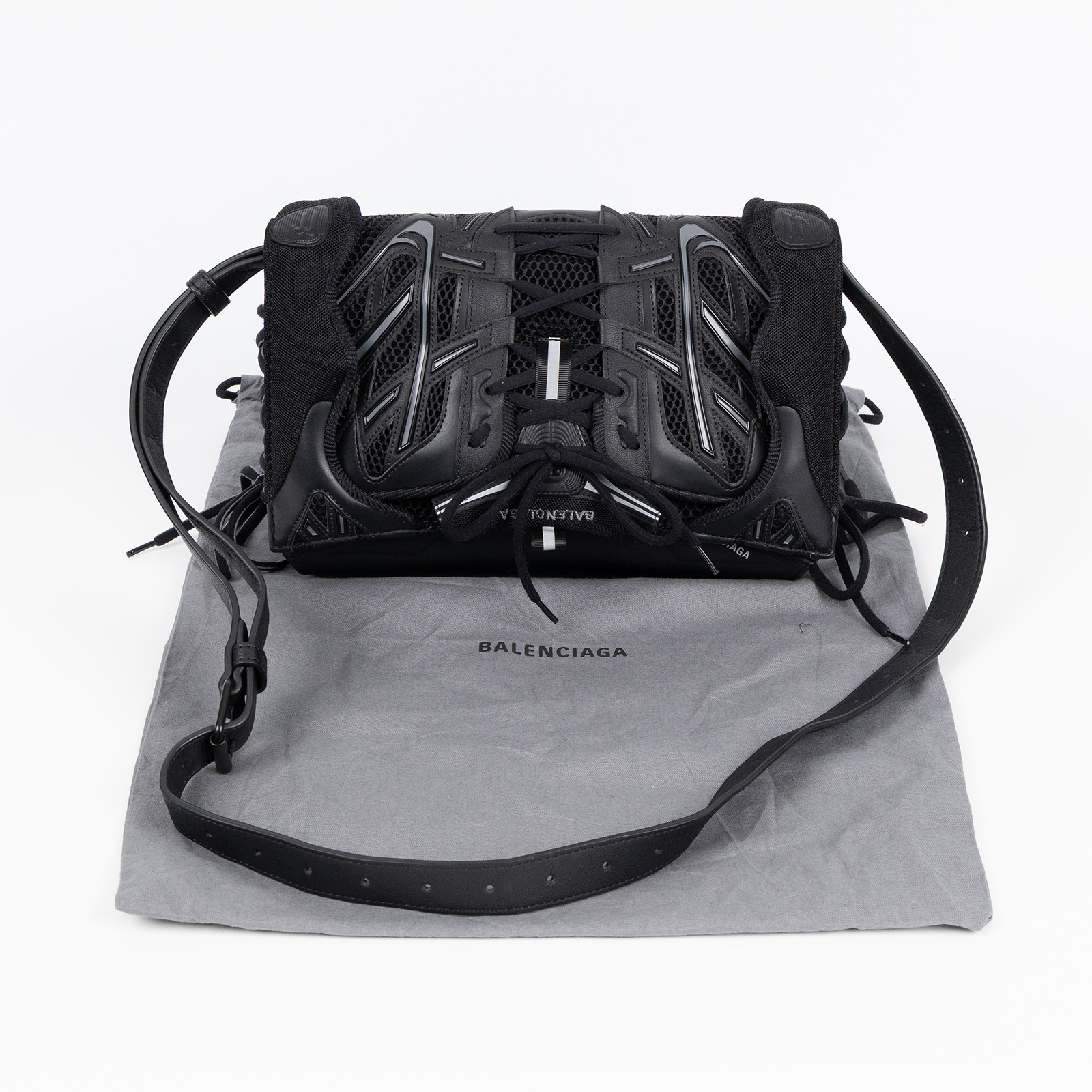 巴黎世家 BALENCIAGA Sneaker Head 斜背包 6780922X54Y 黑Sneaker Headphone Holder Bag 防塵袋