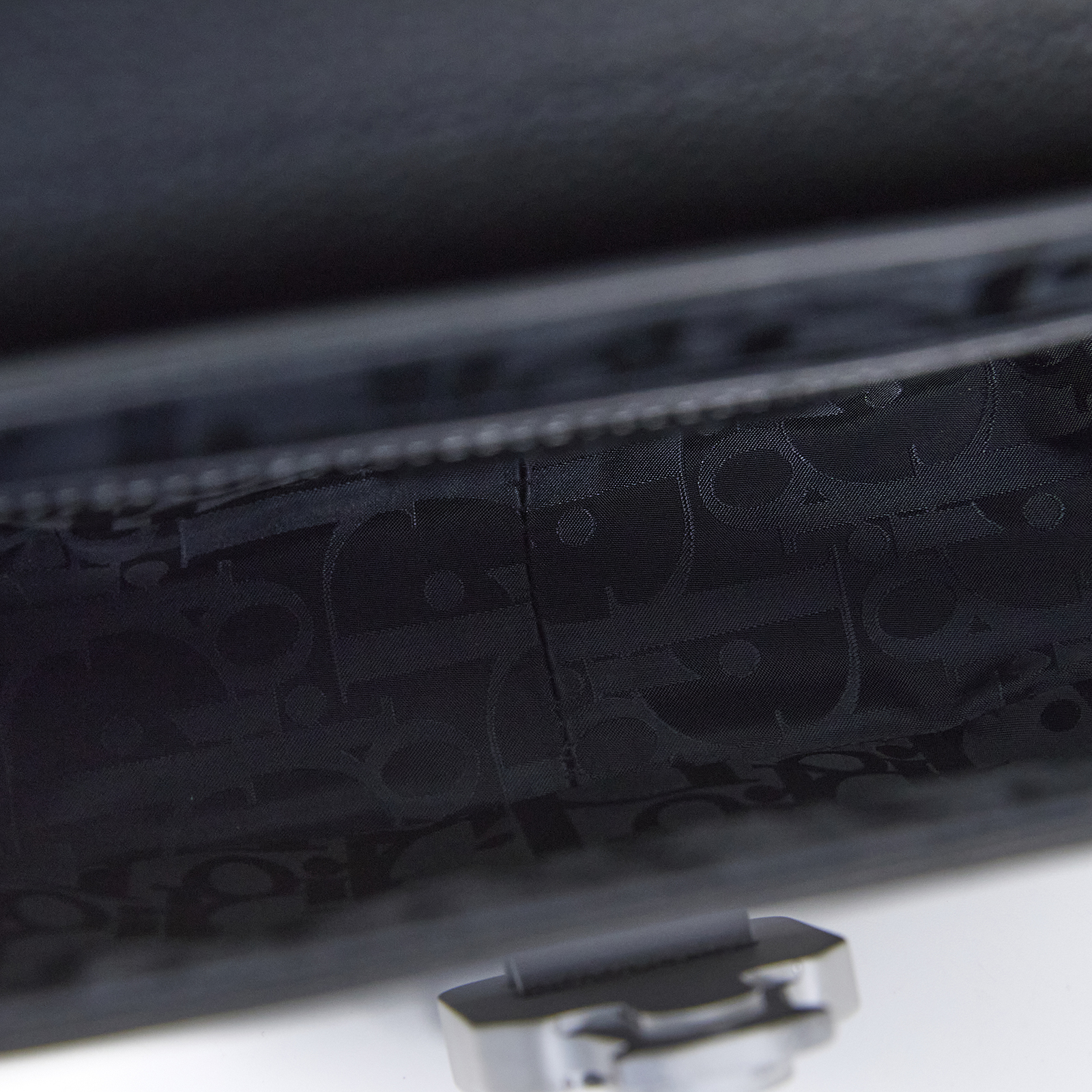 迪奧 CHRISTIAN DIOR Saddle 迷你 翻蓋 郵差包 2ADCA435YKK 黑Saddle 迷你翻蓋郵差包 原廠盒子/防塵袋