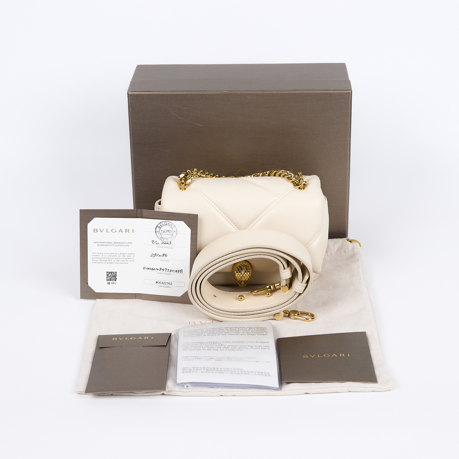 寶格麗 BVLGARI Serpenti Cabochon 迷你斜背包 象牙色 291086 白色蛇頭斜背包 原廠盒子/防塵袋/背帶