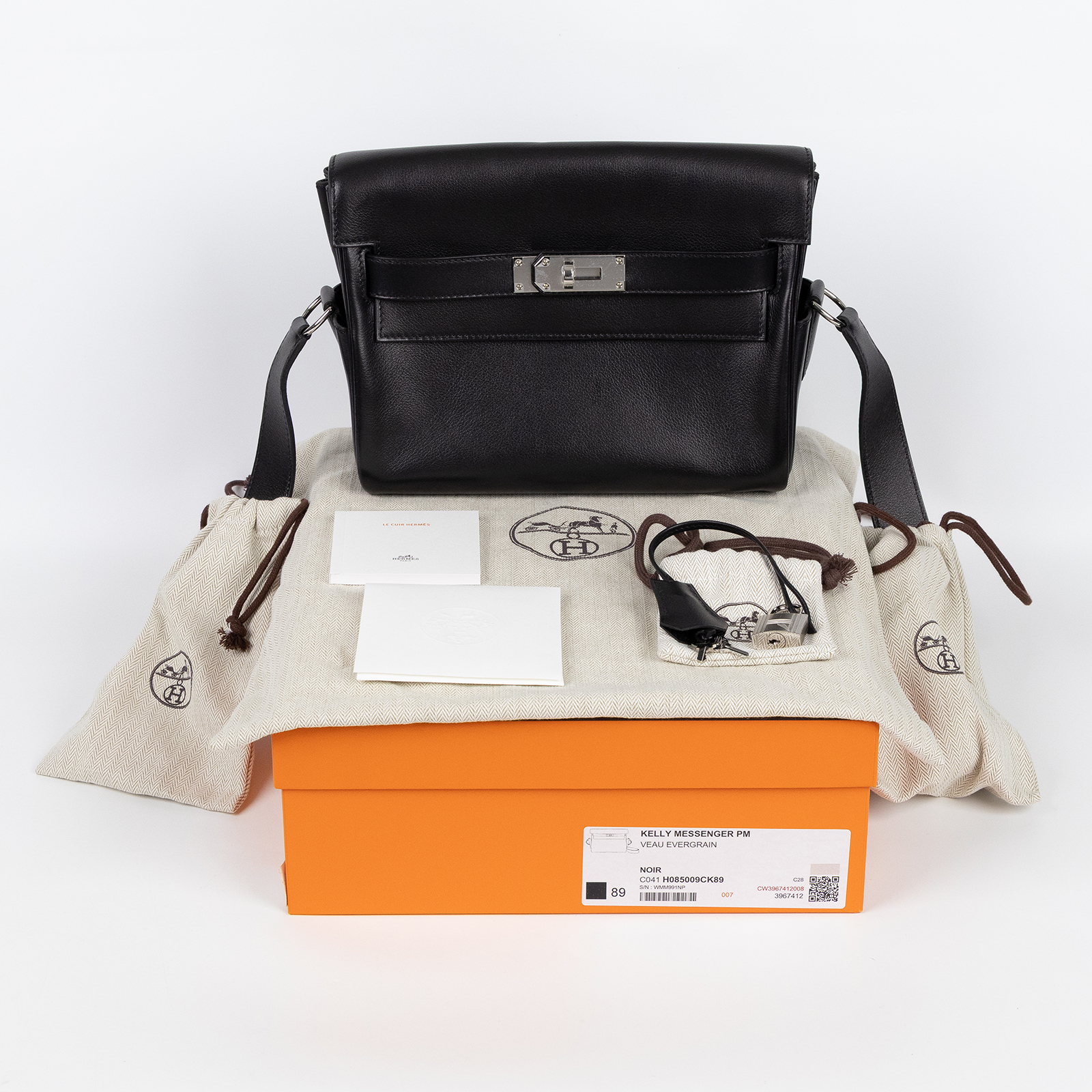 愛馬仕 Hermes Kelly Bag 凱莉包 Messenger PM 手提包 黑色 銀扣 H085009CK89 /W刻  原廠盒子/防塵袋/鎖組