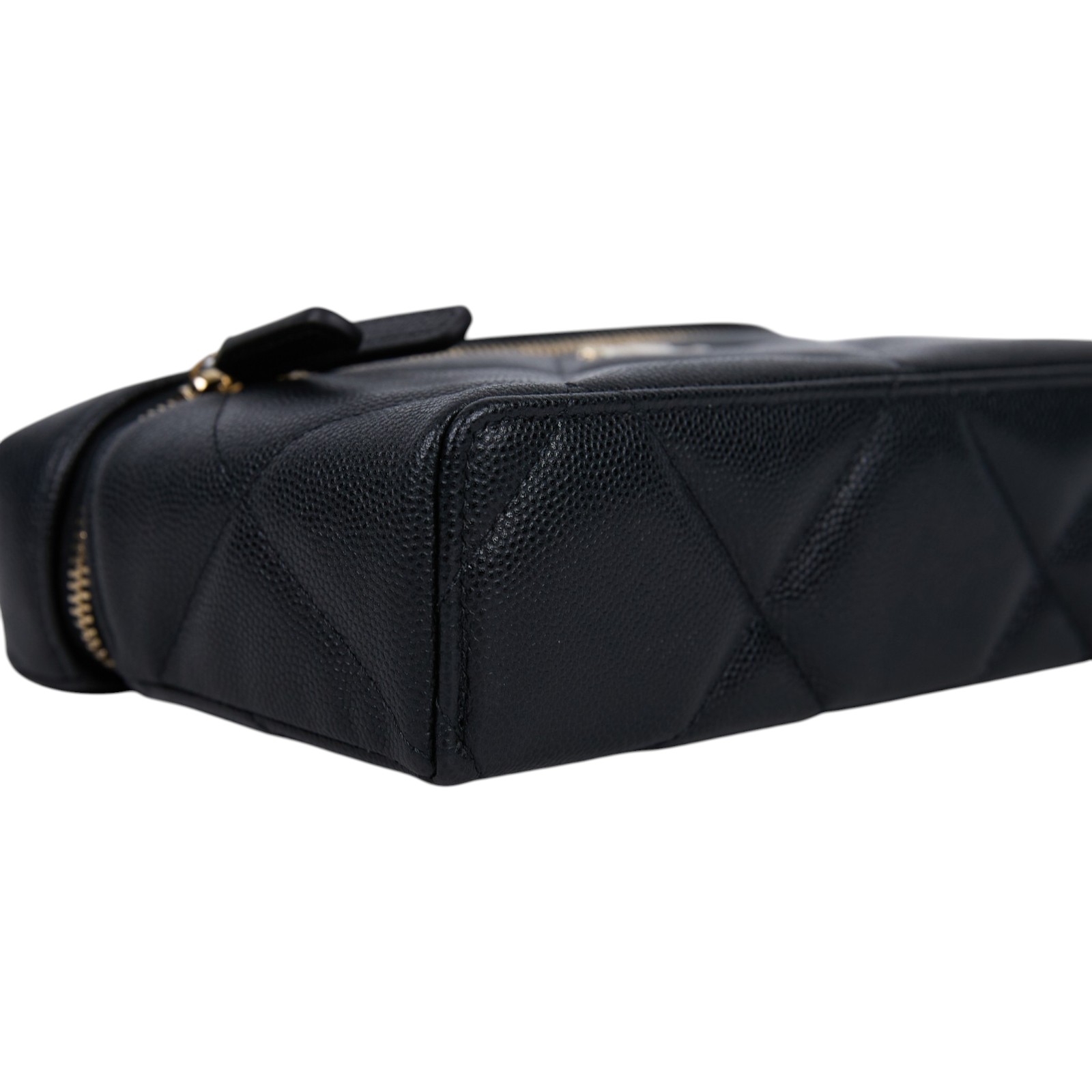 香奈兒 CHANEL CC LOGO 化妝盒 化妝箱 斜背包 手提包 AP4936 B22105 晶片款 黑金荔枝VANITY CASE 原廠盒子/防塵袋/購買證明影本