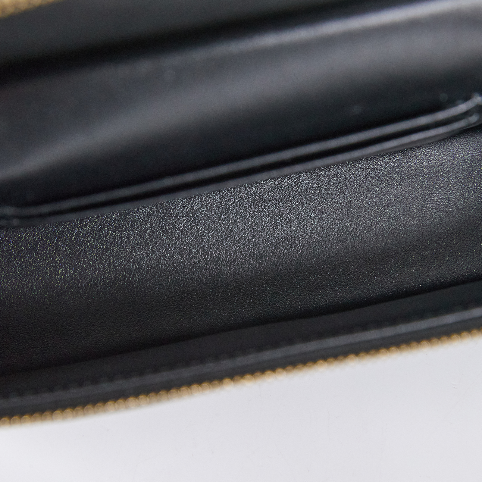 香奈兒 CHANEL CC LOGO 化妝盒 化妝箱 斜背包 手提包 AP4936 B22105 晶片款 黑金荔枝VANITY CASE 原廠盒子/防塵袋/購買證明影本