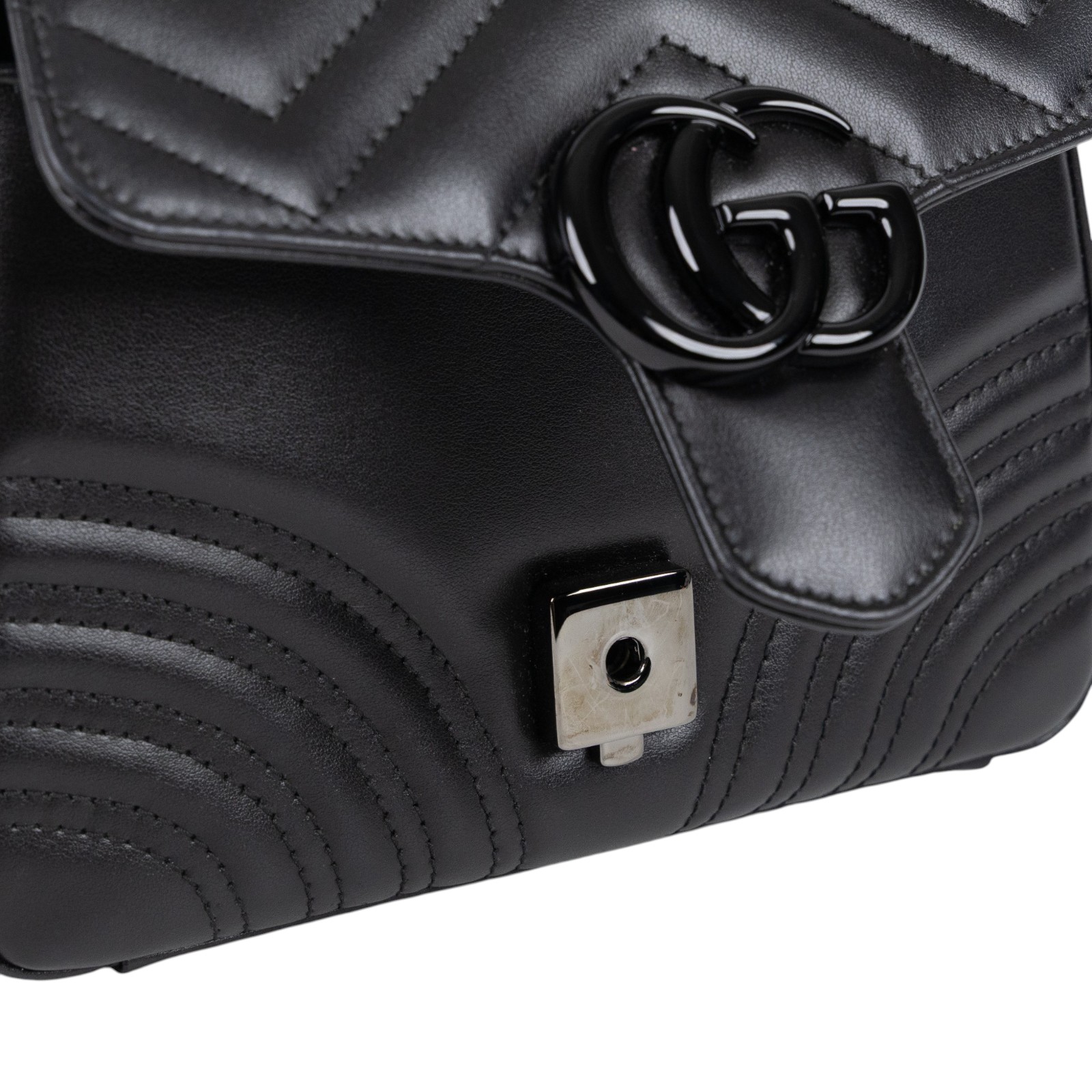 古馳 GUCCI GG Marmont 肩背包 斜背包 手提包 702563 DTDFV 黑GG Marmont Top Handle 包 2WAY 防塵袋