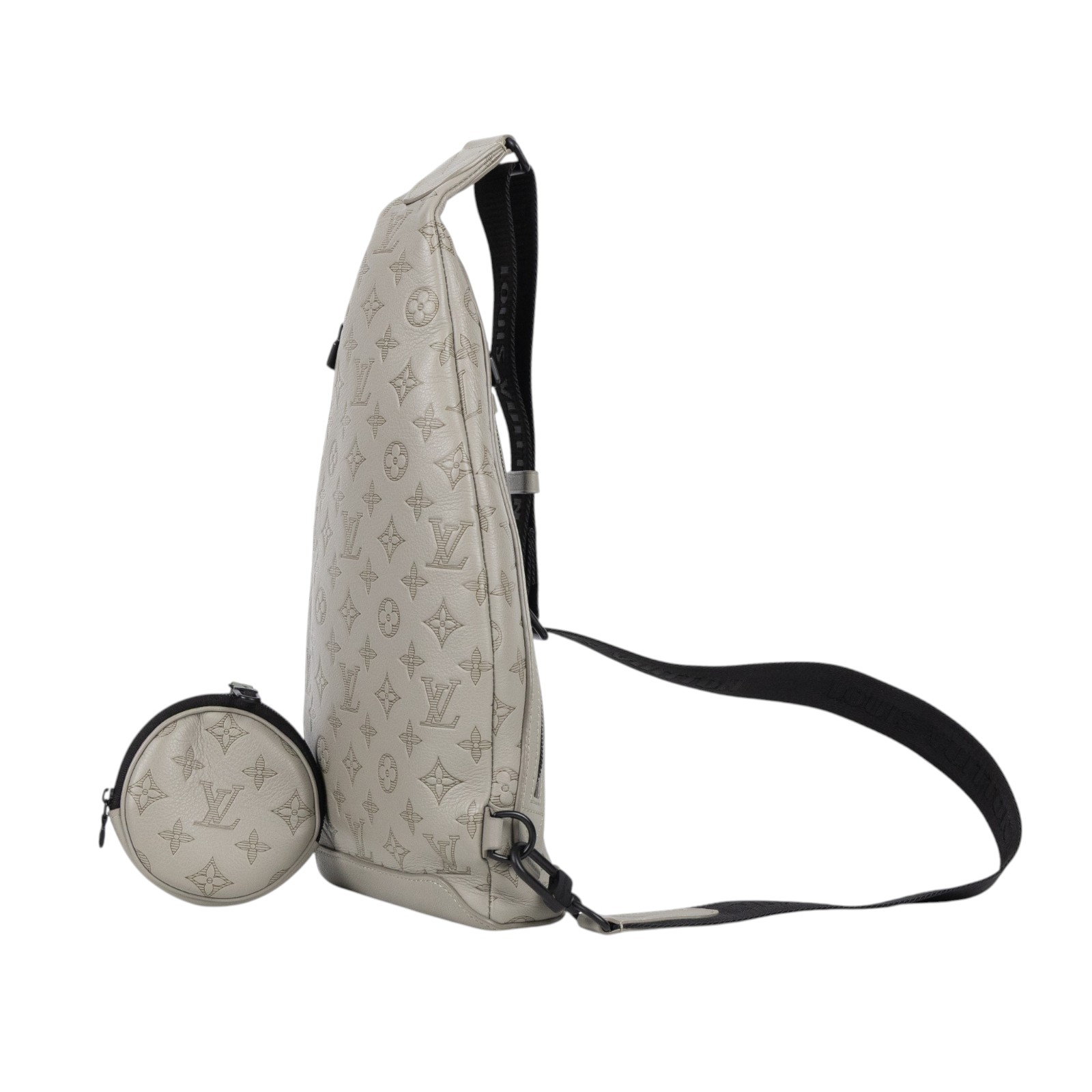 路易威登 LOUIS VUITTON 斜背包 胸口包 M14916 晶片款 米灰色SHADOW壓紋胸包 零錢包/原廠盒子/防塵袋/購買證明