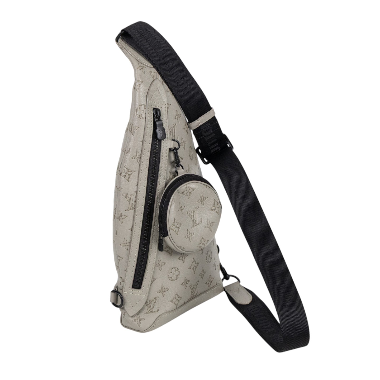 路易威登 LOUIS VUITTON 斜背包 胸口包 M14916 晶片款 米灰色SHADOW壓紋胸包 零錢包/原廠盒子/防塵袋/購買證明