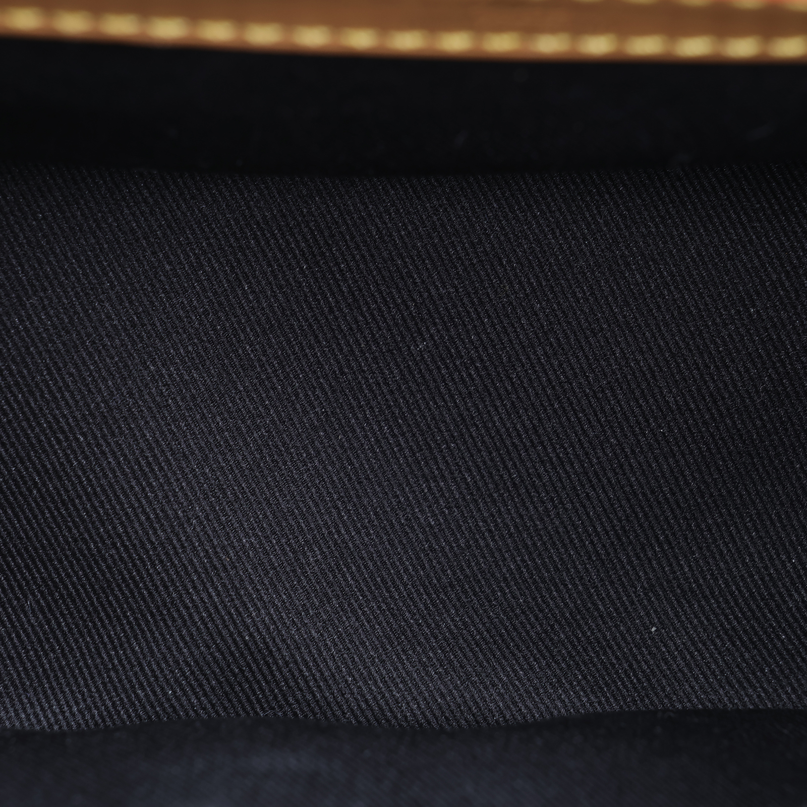 路易威登 LOUIS VUITTON Diane 腋下包法棍 單肩背包 經典帆布 M45985 晶片款 原花DIANE 防塵袋/背帶