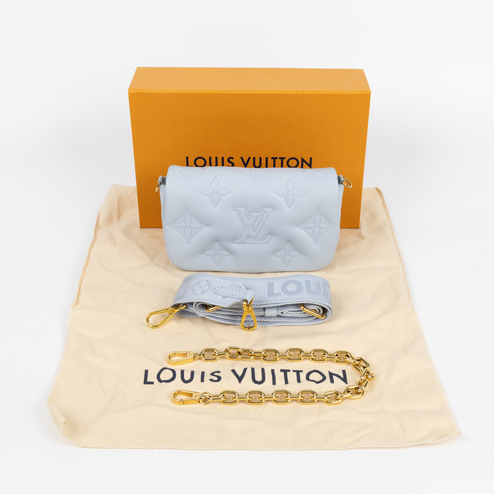路易威登 LOUIS VUITTON Wallet on Strap Bubblegram 肩背包 斜背包 手拿包 M81399 晶片款  原廠盒子/防塵袋/背帶/鍊帶