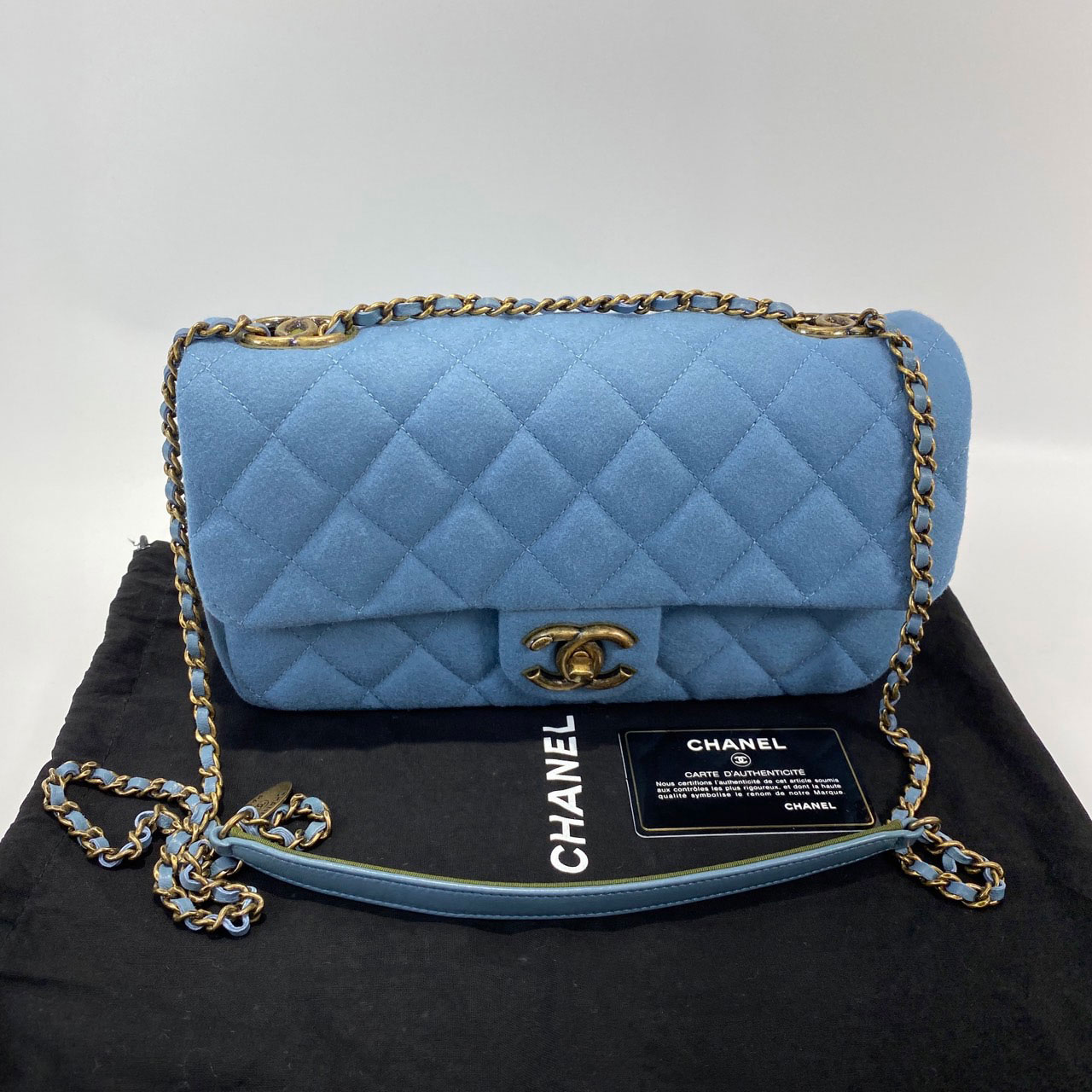 香奈兒CHANEL 布面口蓋包藍毛布單蓋鍊包防塵袋/保證卡二手精品
