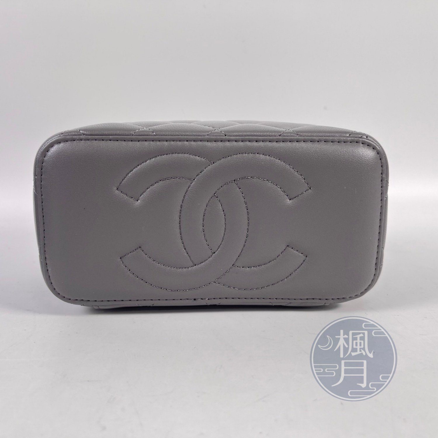 香奈兒 CHANEL Vanity Case 化妝箱 AP2199 晶片款 灰淡金羊皮 Vanity Case 化妝盒 防塵袋/影印購買證明