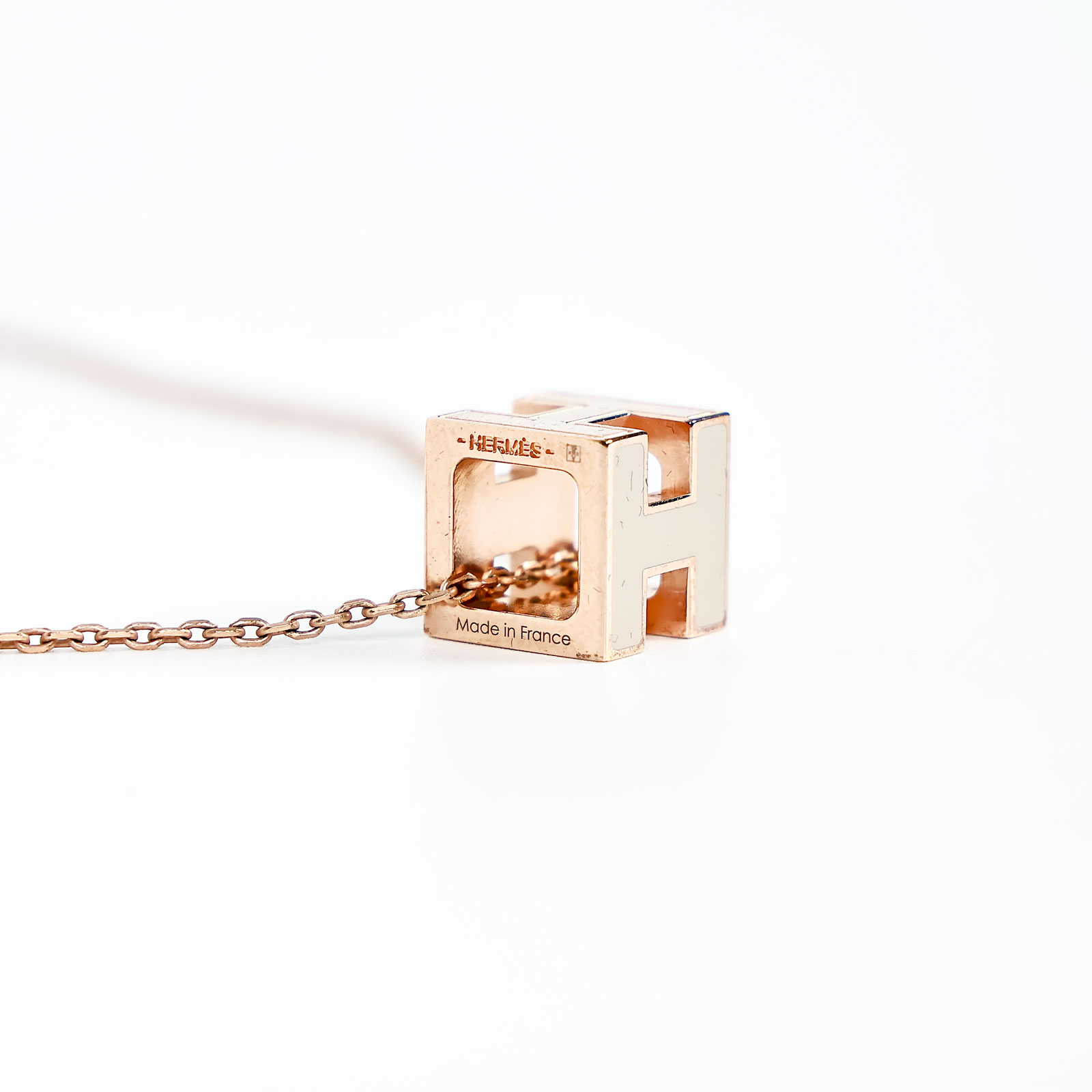 愛馬仕 Hermès Cage dH pendant  項鍊 CAGEDHPENDANT ST 01 19 奶茶立體H項鍊 原廠盒子