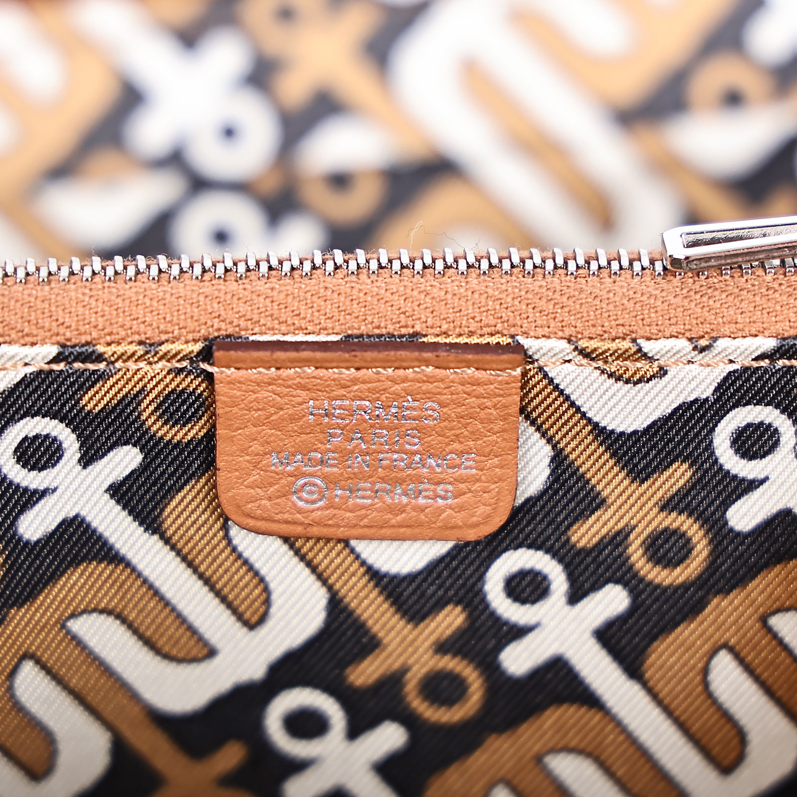 愛馬仕 Hermès Silk'In 拉鍊 絲巾 短夾 錢包 SILK W刻 金棕絲巾短夾 原廠盒子