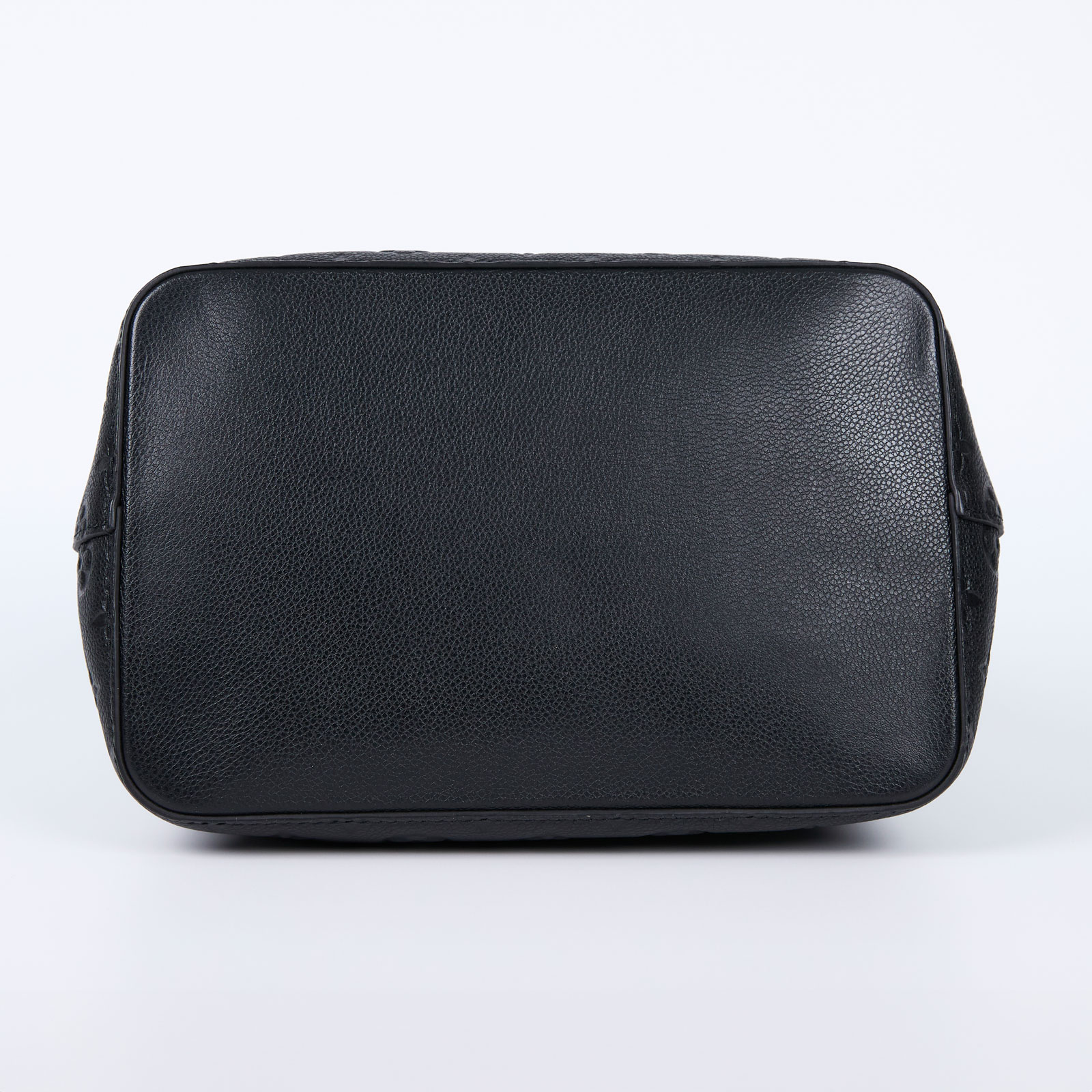 路易威登 LOUIS VUITTON NéoNoé MM 黑色 粒面壓花牛皮 束口水桶包 M45256 晶片款 黑NéoNoé MM 防塵袋