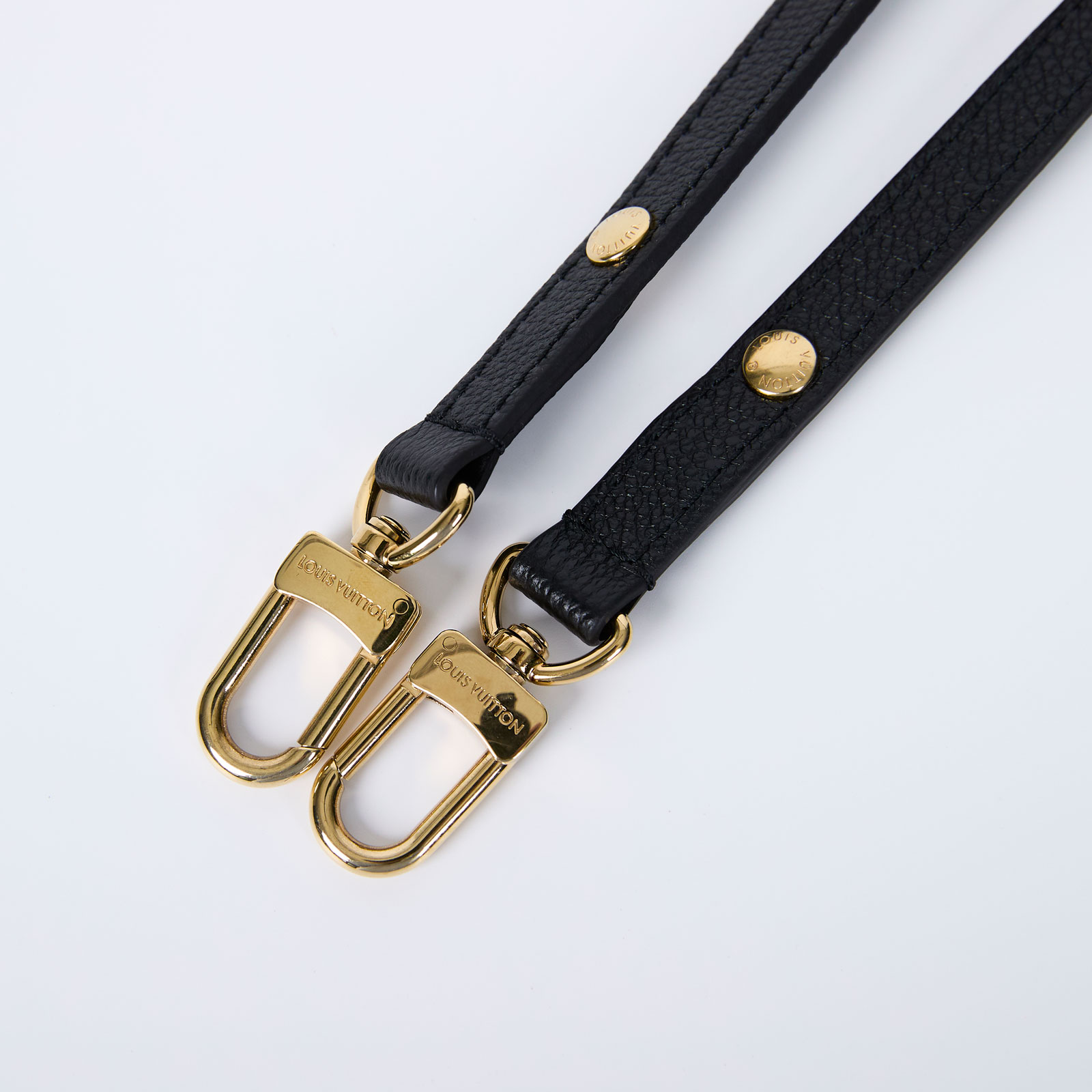 路易威登 LOUIS VUITTON NéoNoé MM 黑色 粒面壓花牛皮 束口水桶包 M45256 晶片款 黑NéoNoé MM 防塵袋