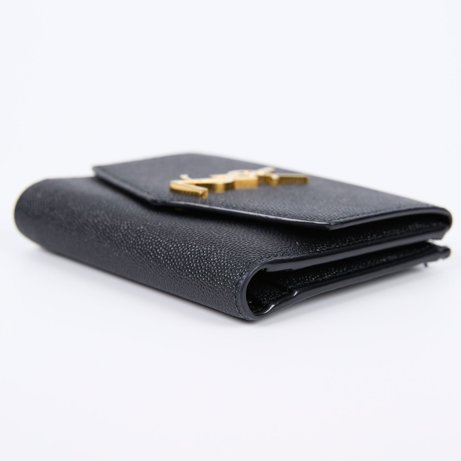 聖羅蘭 YSL SAINT LAURENT Uptown 粒面壓紋皮革小型 錢包 5822961GF0J 黑三折短夾 原廠盒子/防塵袋
