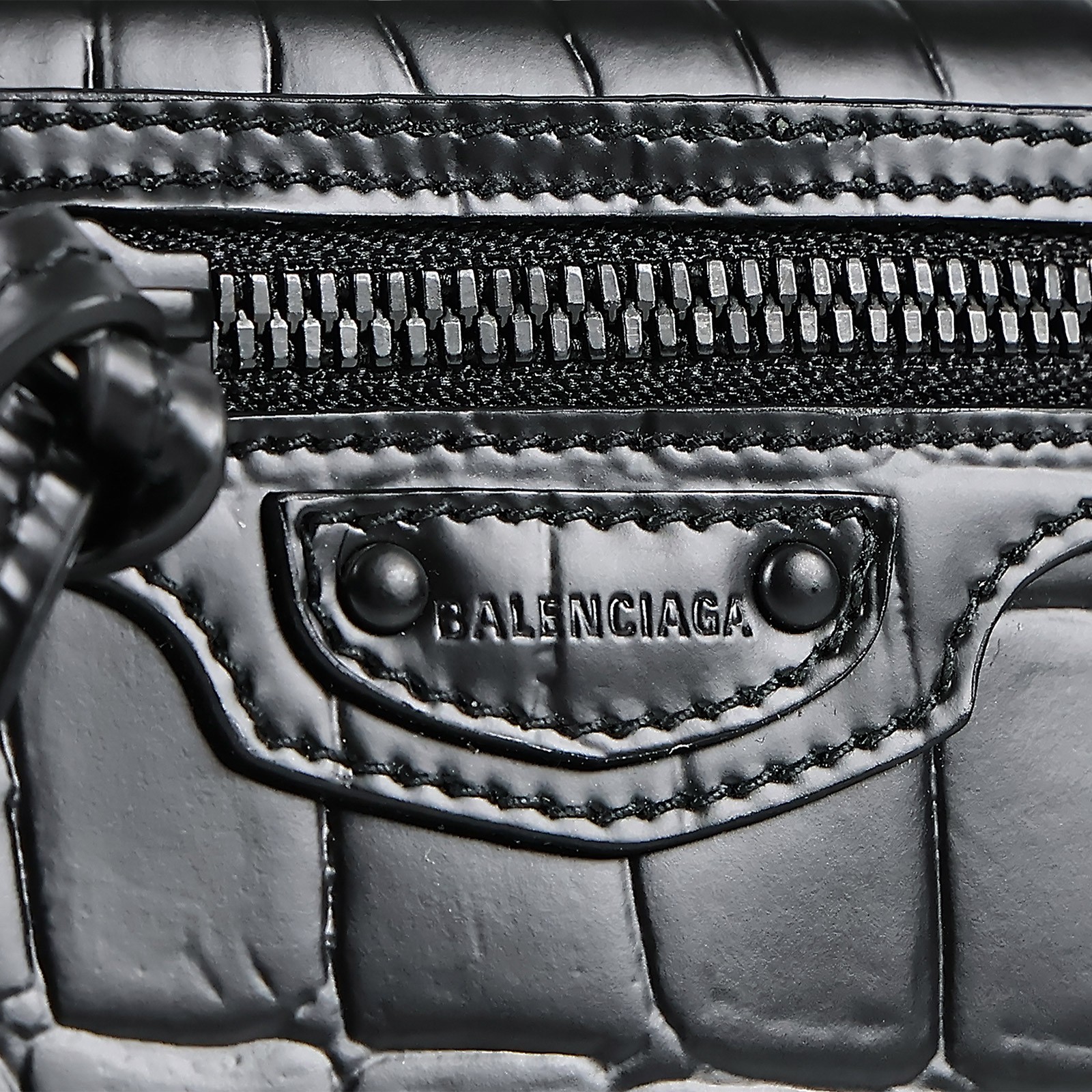 巴黎世家 BALENCIAGA 錢包 三折 短夾 64010715V07 黑鱷魚機車三折短夾 原廠盒子/防塵袋