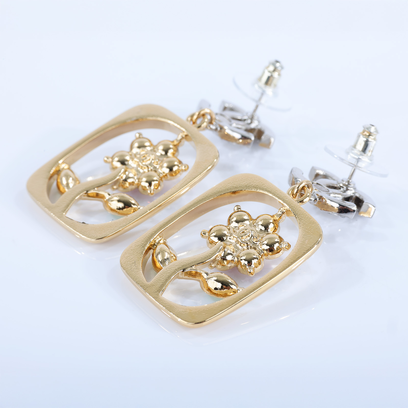 香奈兒 CHANEL 耳釘 C25C 水鑽花朵耳環 無附屬品