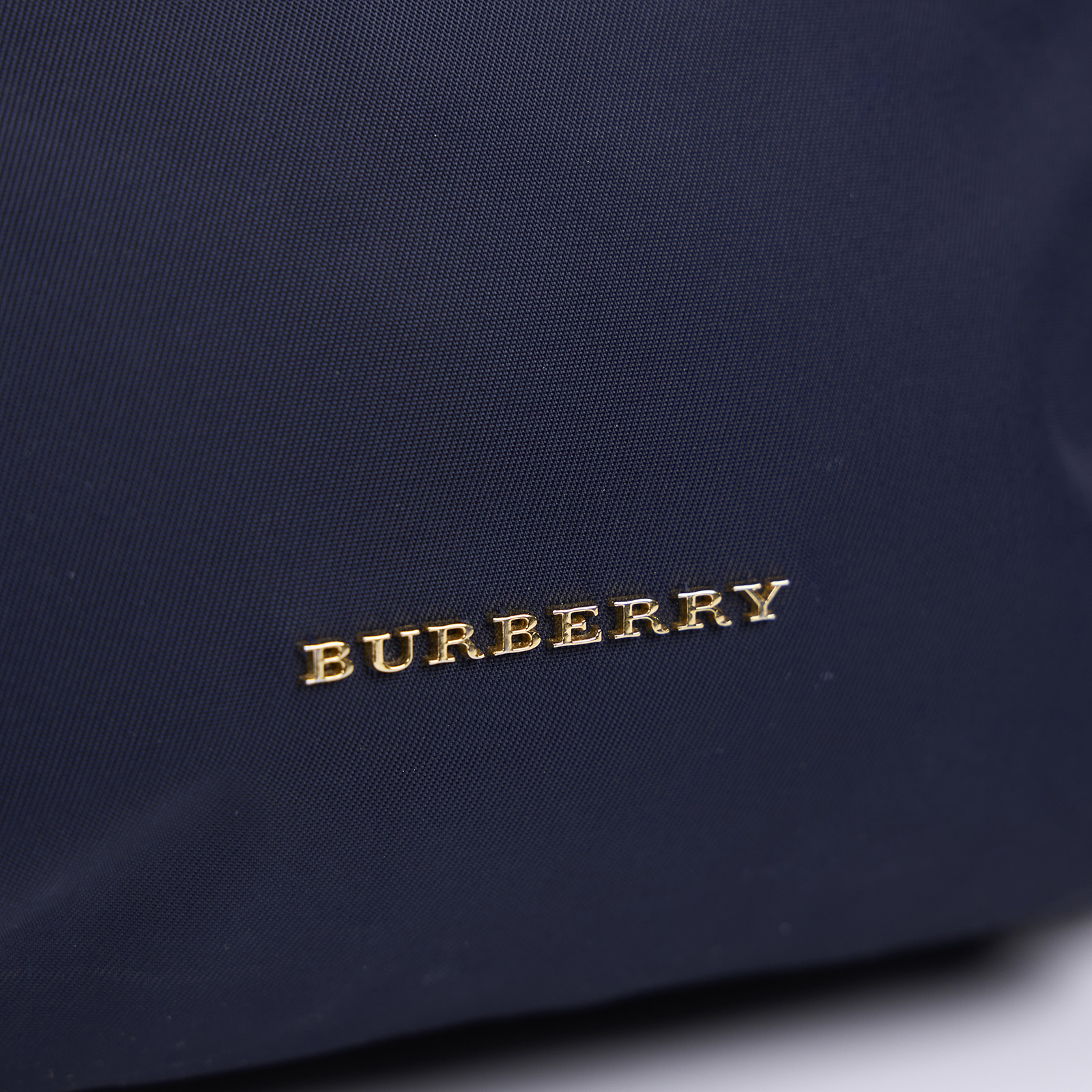 博柏利 BURBERRY The Rucksack 尼龍 後背包 40166241 深藍尼龍後背包 防塵袋