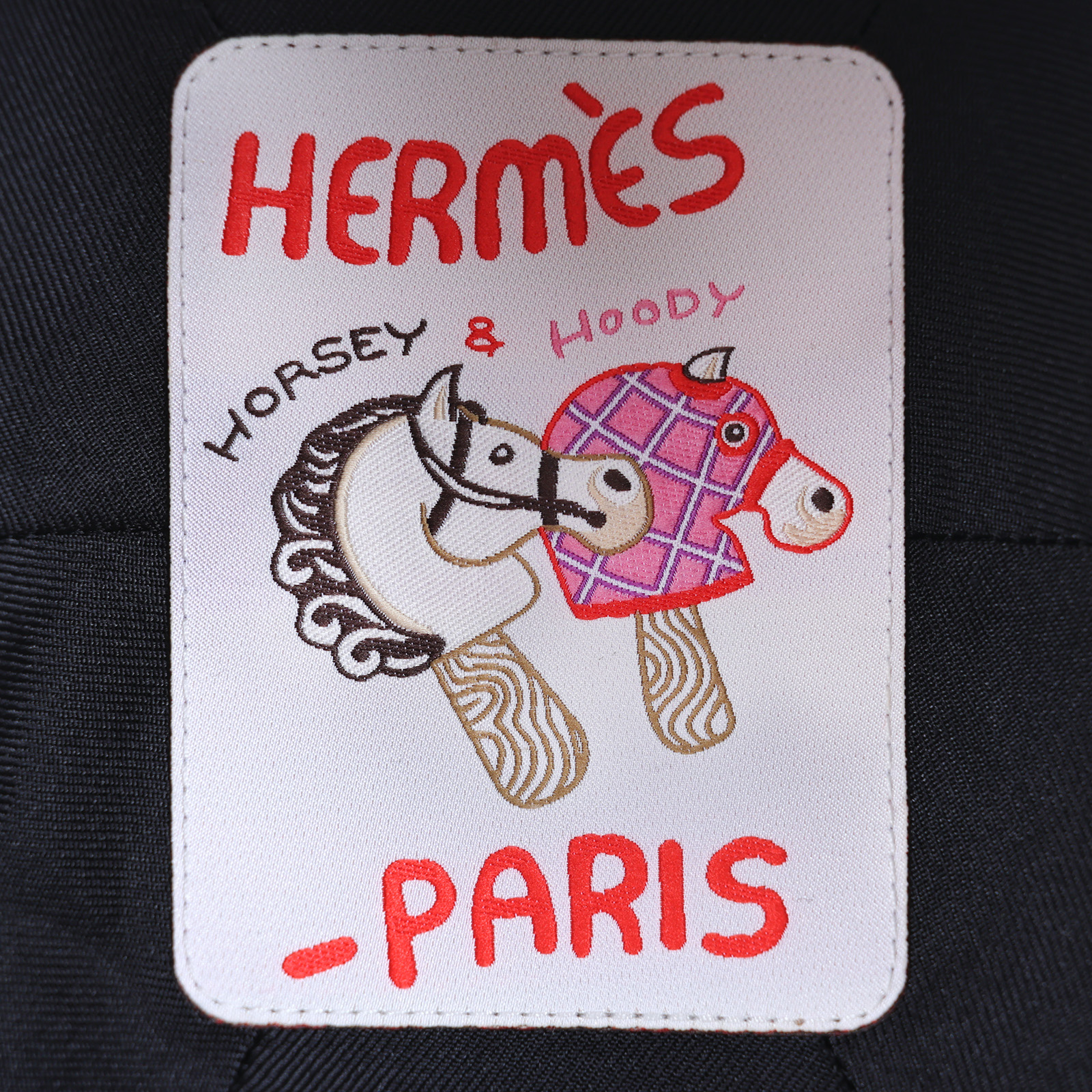 愛馬仕 Hermès Serena Seashell 女士 休閒帽 H241064Nv0256 #56 黑色豬鼻帽子 防塵袋
