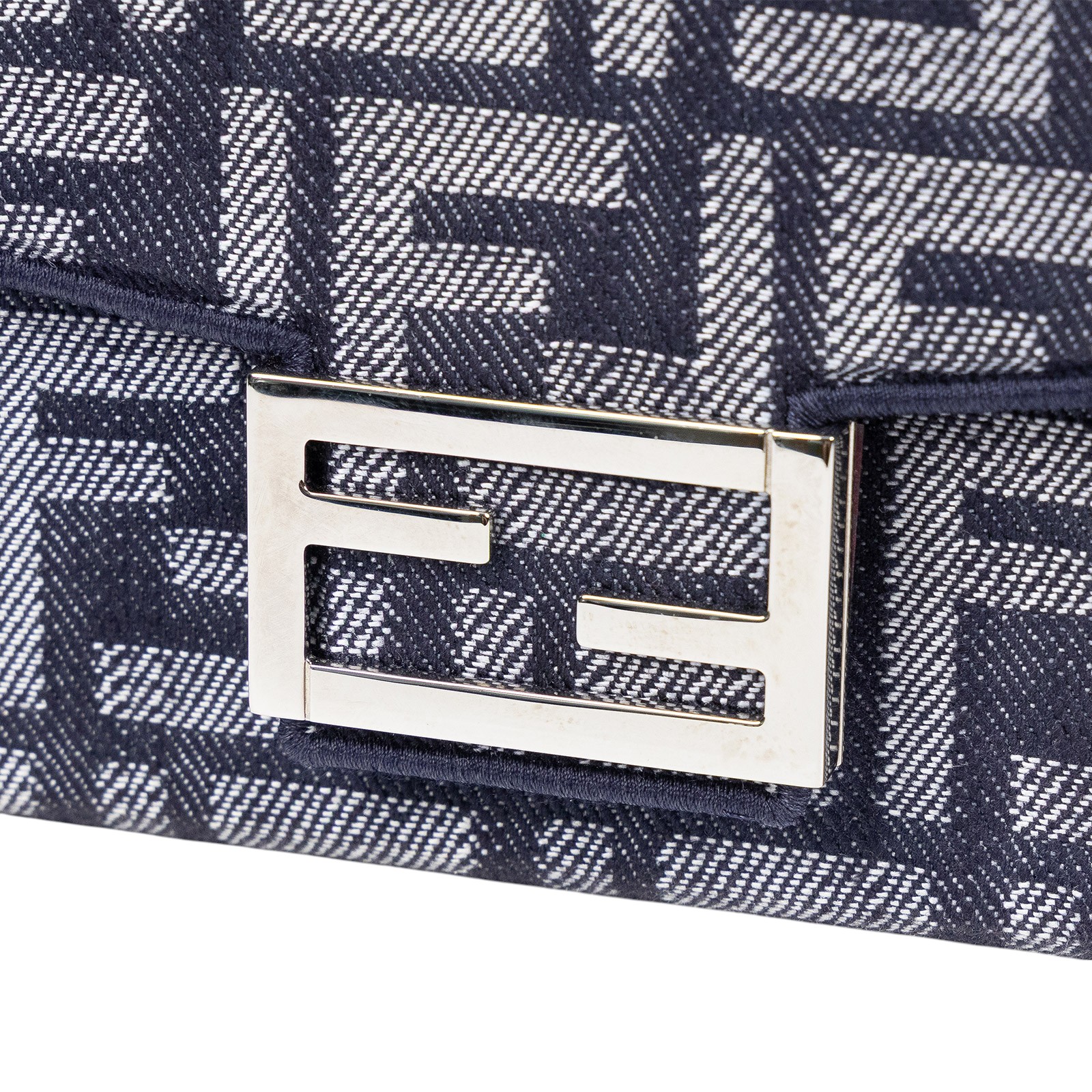 芬迪 FENDI Baguette Soft Trunk 肩背 手提包 7VA565AG0MF  原廠盒子/防塵袋
