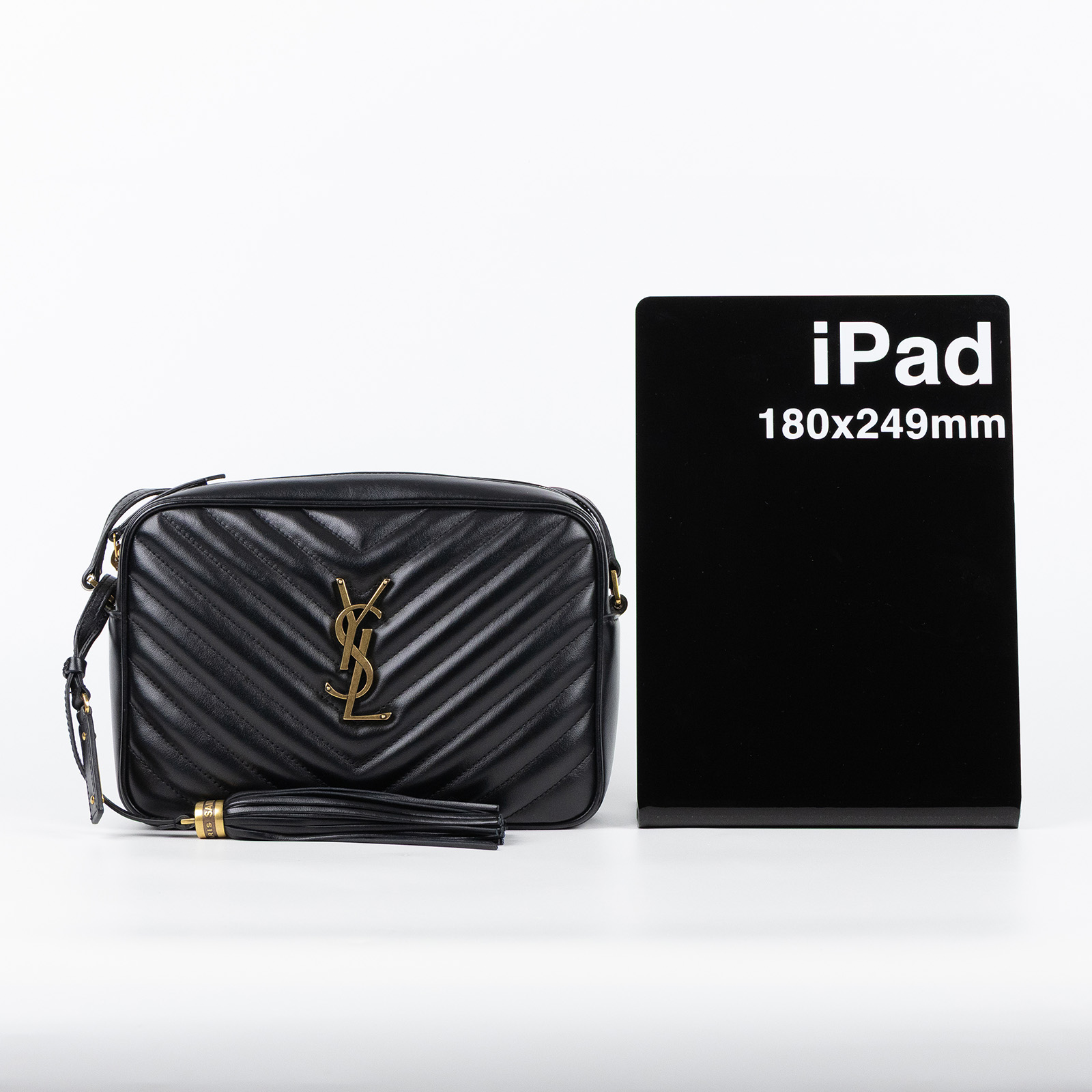 聖羅蘭 YSL SAINT LAURENT Monogram V字紋 流蘇 斜背包 520534DV707 黑流蘇相機包 防塵袋/保證卡