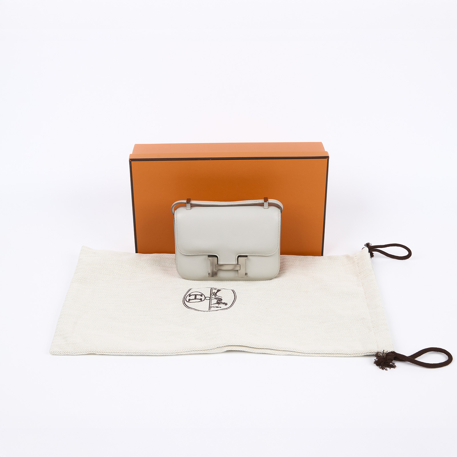 愛馬仕 Hermès Constance Bag 康康包 14 CN14 口O 白MICRO CONSTANCE 14 SWIFT 原廠盒子/防塵袋