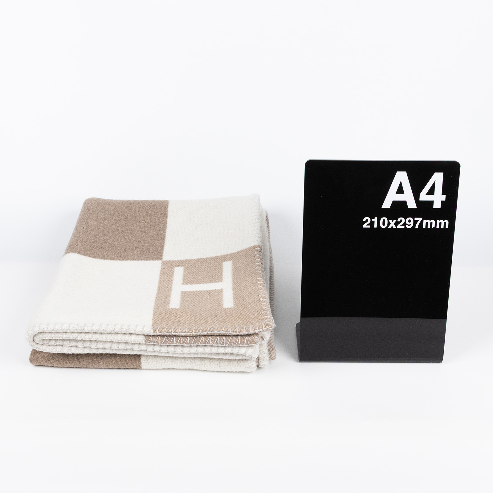 愛馬仕 Hermes Avalon 毛毯   灰白大毛毯 無附屬品