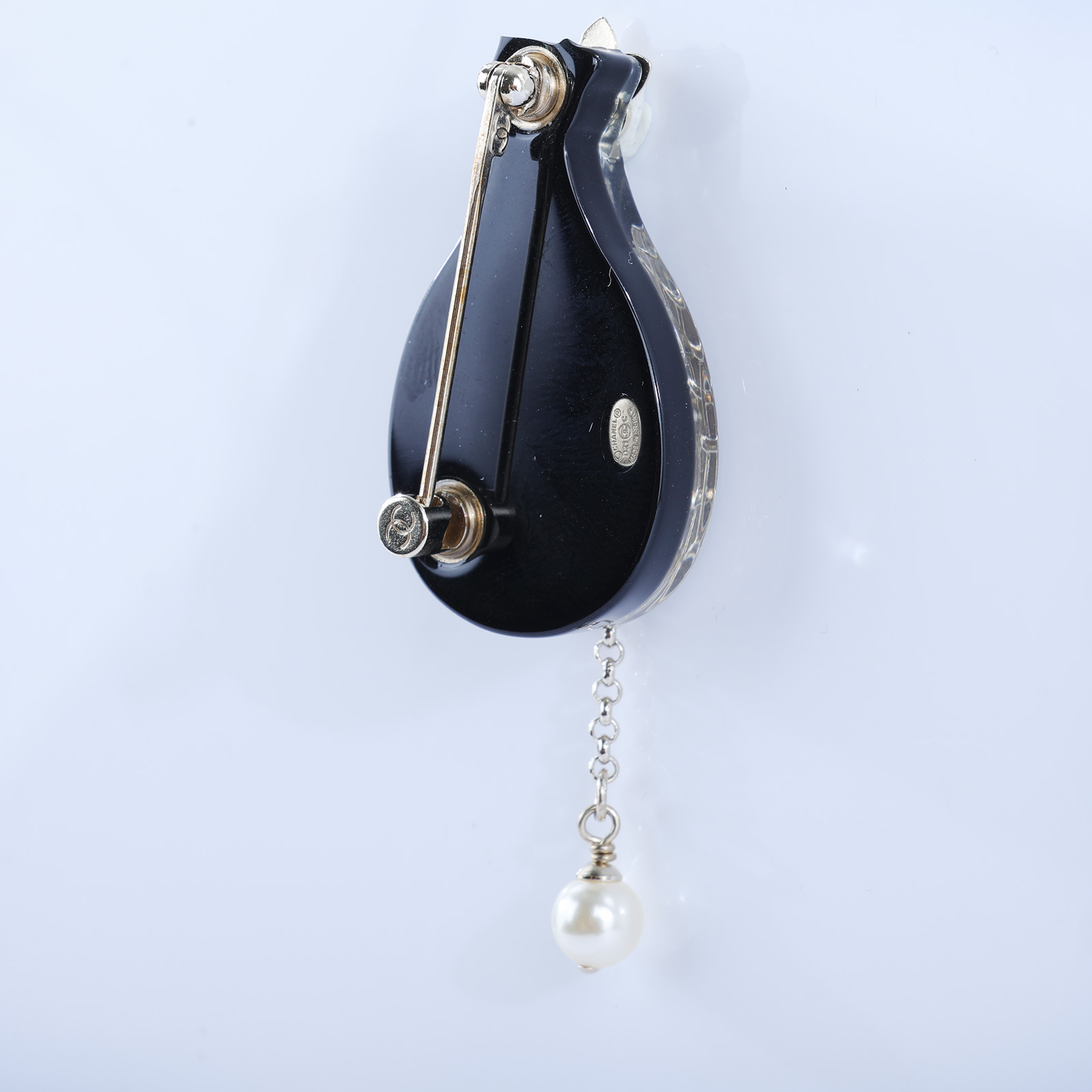 香奈兒 CHANEL 胸針 飾品 D21C 珍珠水鑽雙C網球拍胸針 原廠盒子