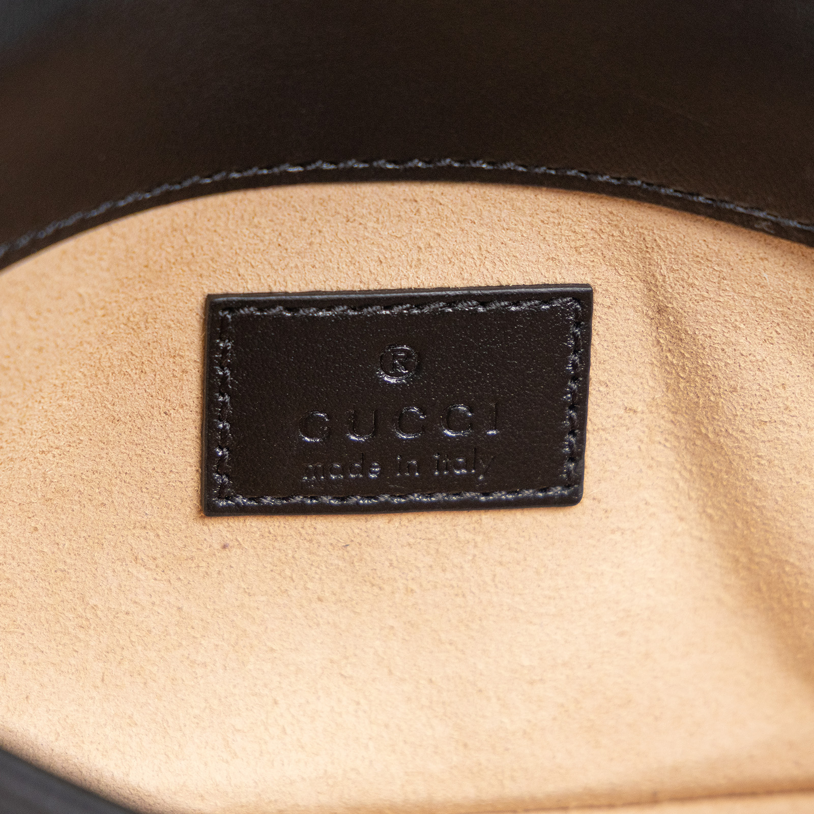 古馳 GUCCI GG Mormont 絎縫 超迷你袋 476433 DTDCT 黑Marmont MINI 防塵袋/原廠盒子